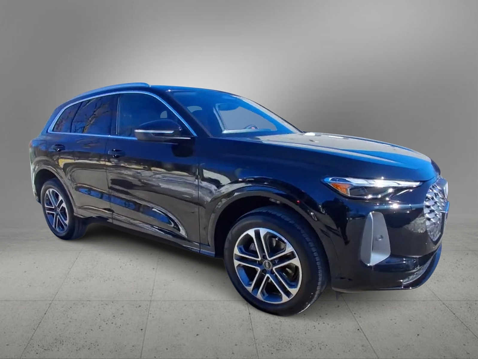 Thumbnail: 2025 Audi Q5 - 2