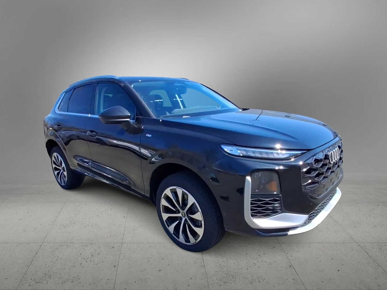 Thumbnail: 2026 Audi Q3 - 2