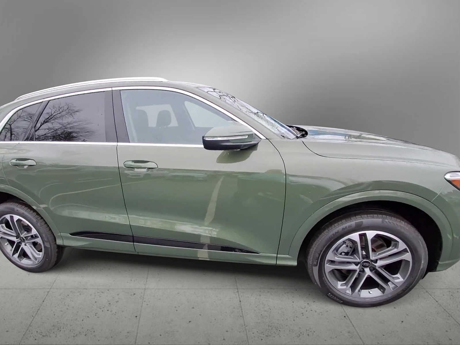 Thumbnail: 2026 Audi Q5 - 9