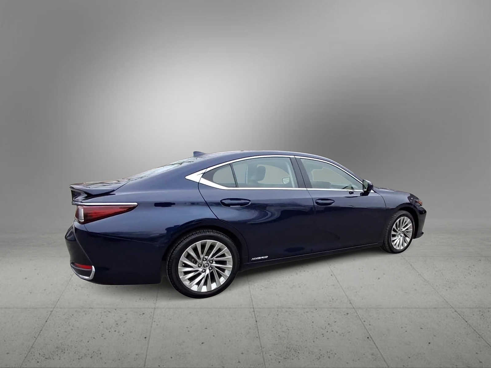 Thumbnail: 2022 Lexus ES - 8