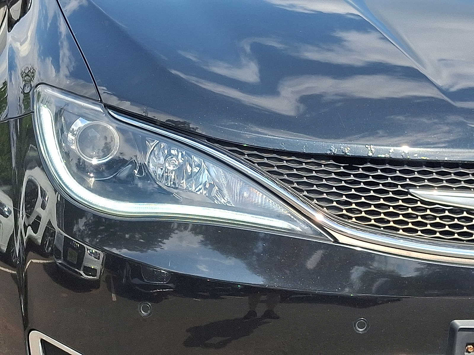 Thumbnail: 2017 Chrysler Pacifica - 28