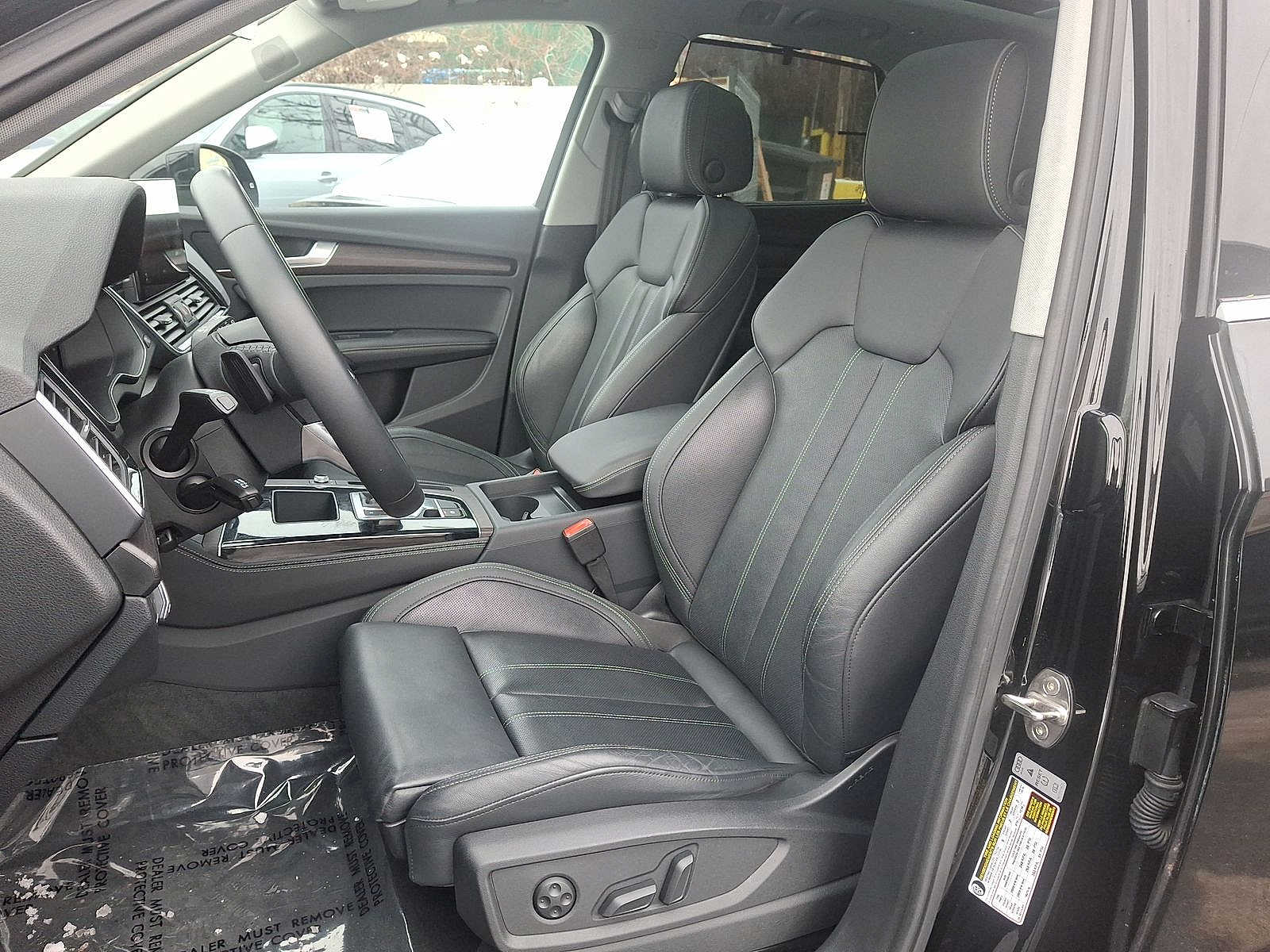 Thumbnail: 2023 Audi Q5 - 11