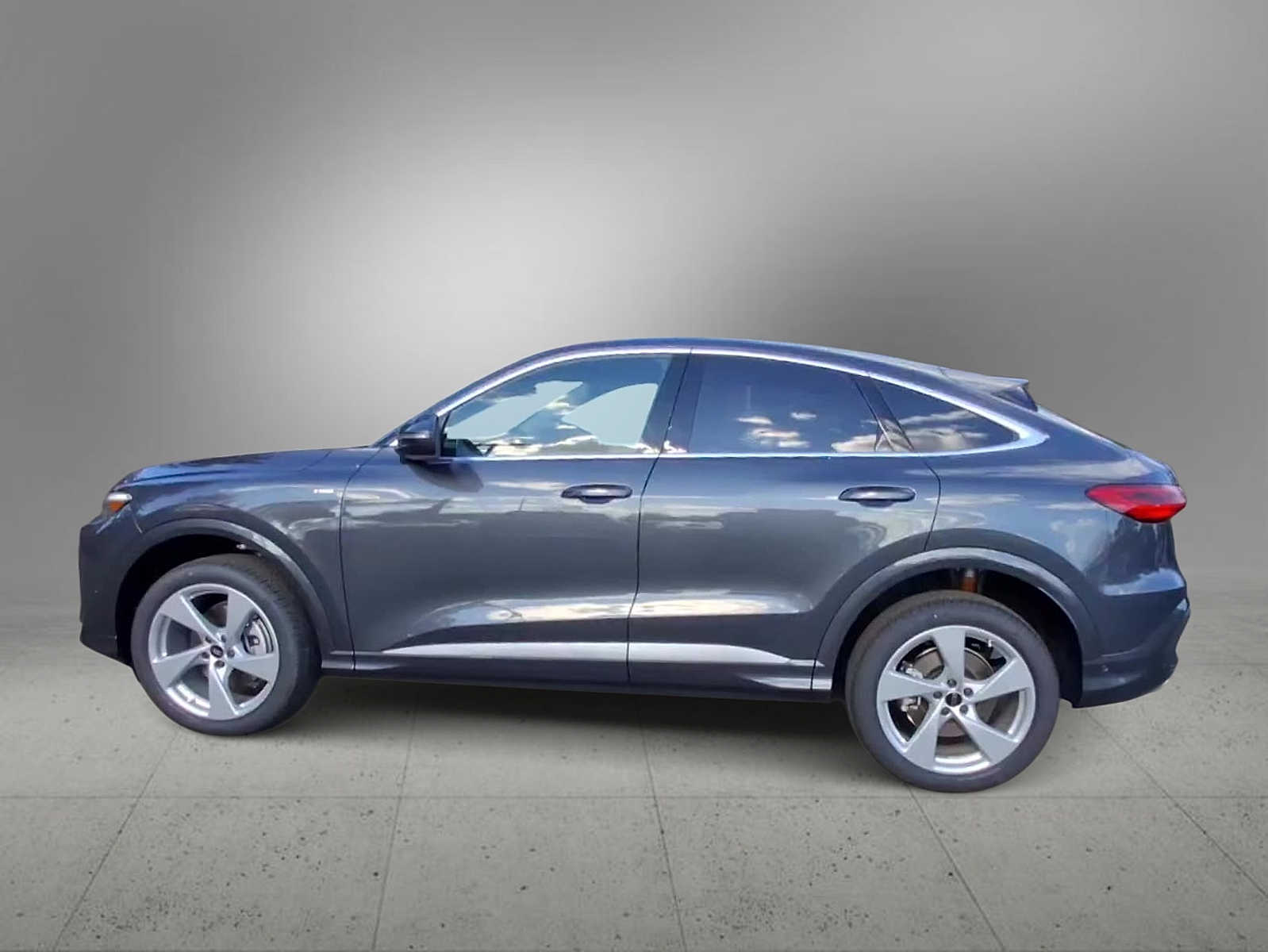 Thumbnail: 2025 Audi Q5 - 5