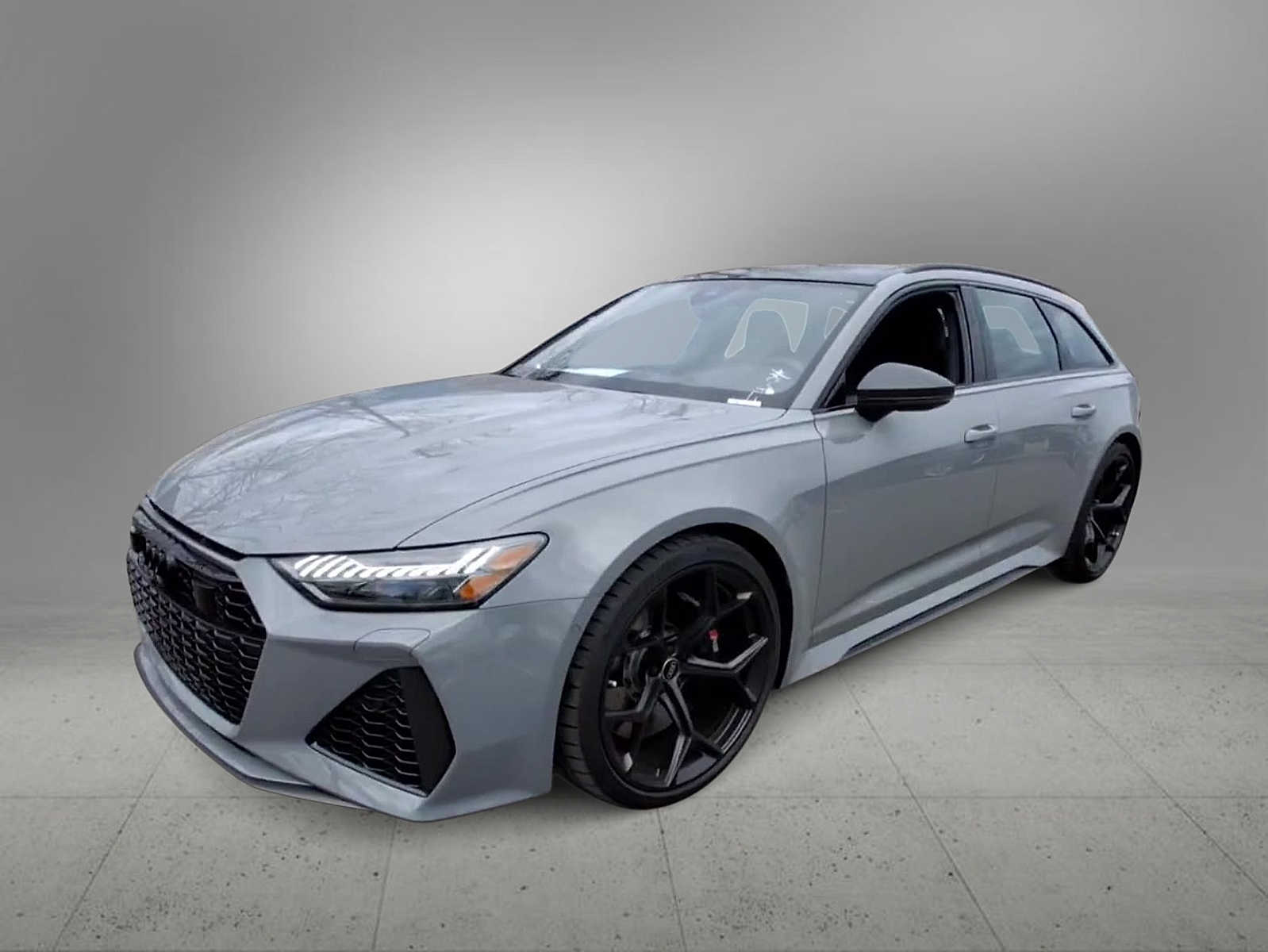 Thumbnail: 2026 Audi RS 6 - 4