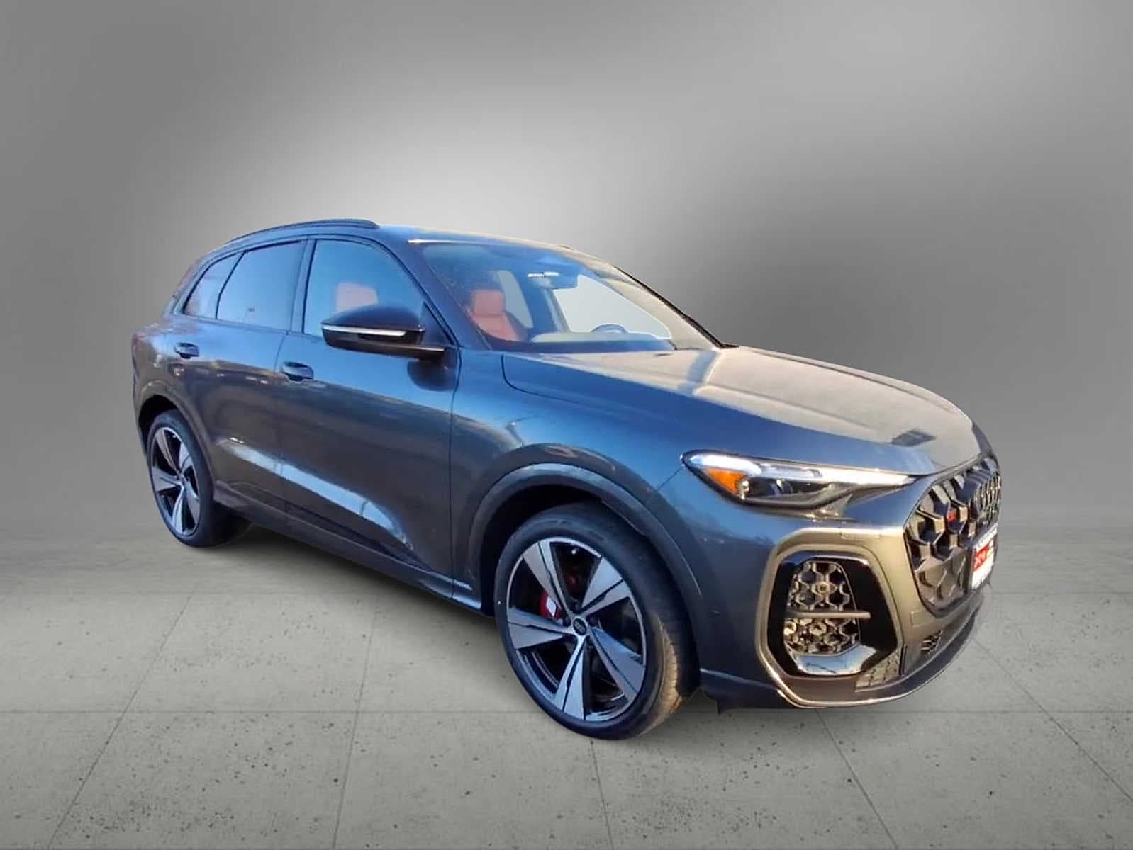 Thumbnail: 2025 Audi SQ5 - 2