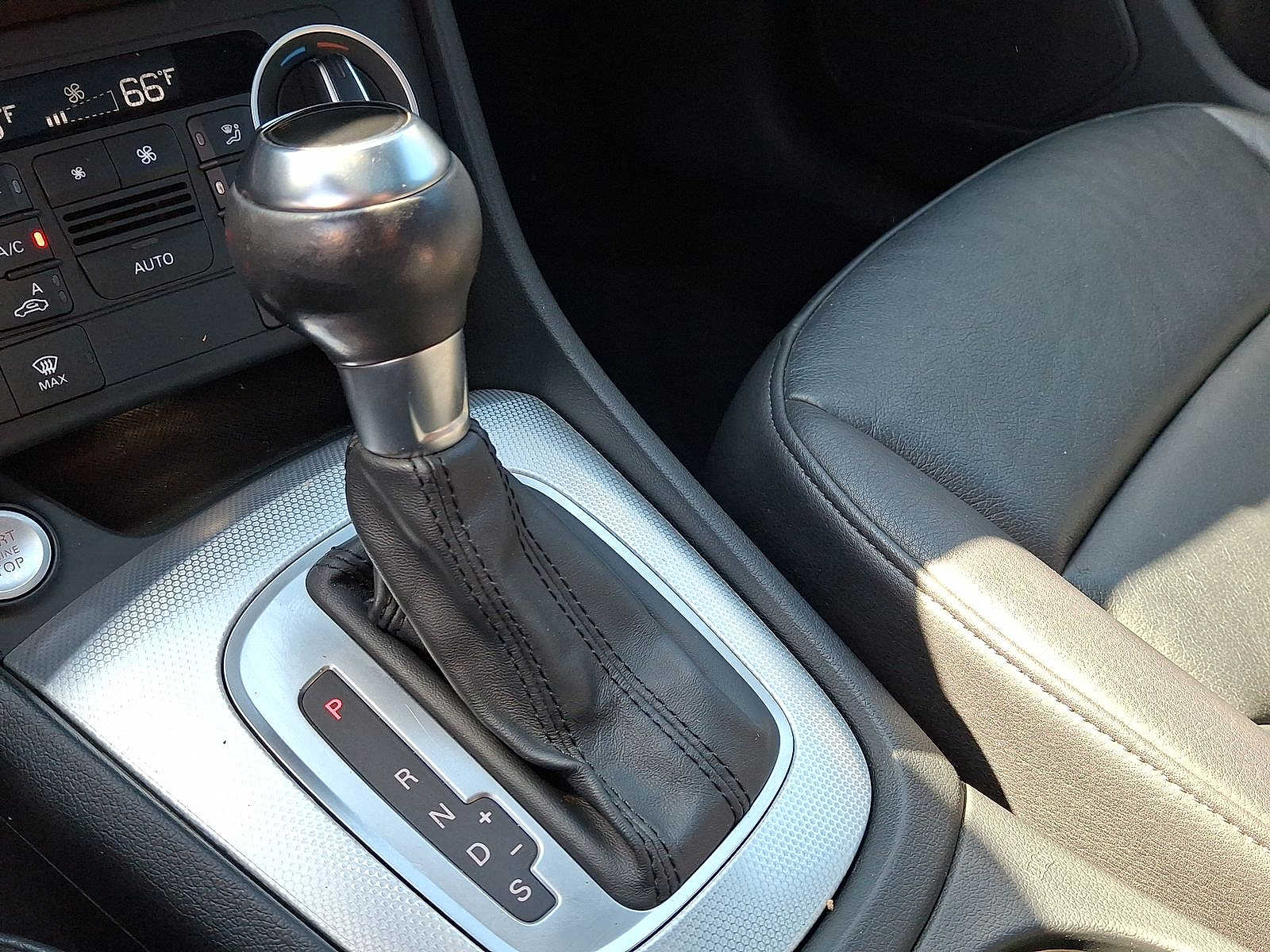 Thumbnail: 2016 Audi Q3 - 10