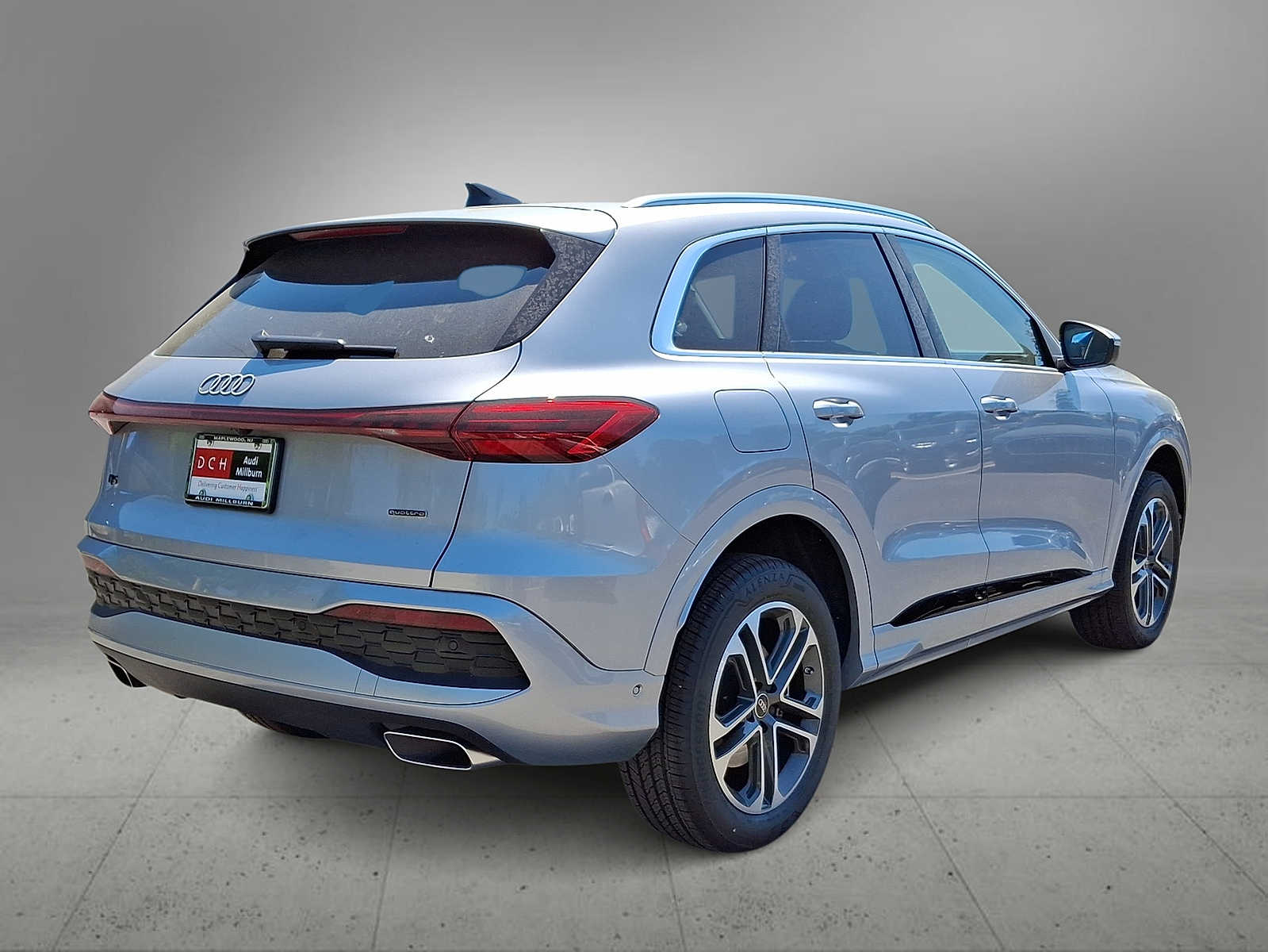 Thumbnail: 2026 Audi Q5 - 8