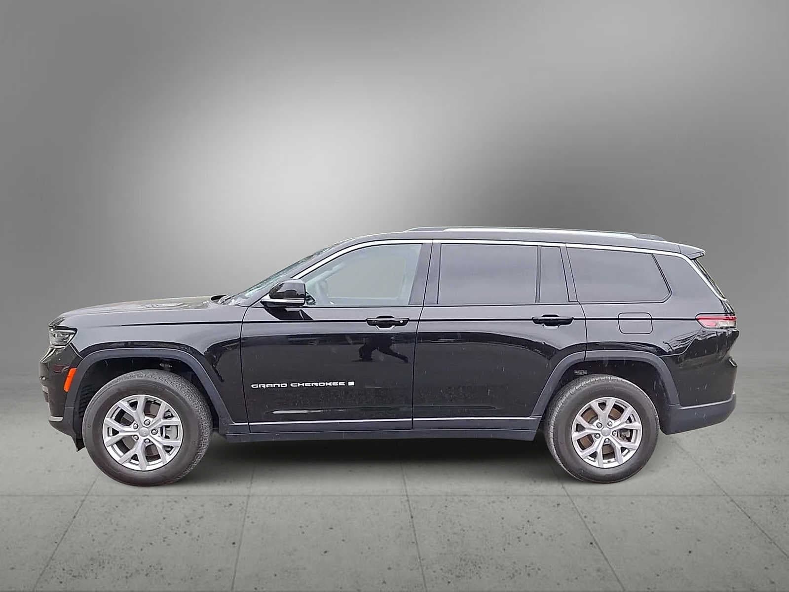 Thumbnail: 2022 Jeep Grand Cherokee - 9