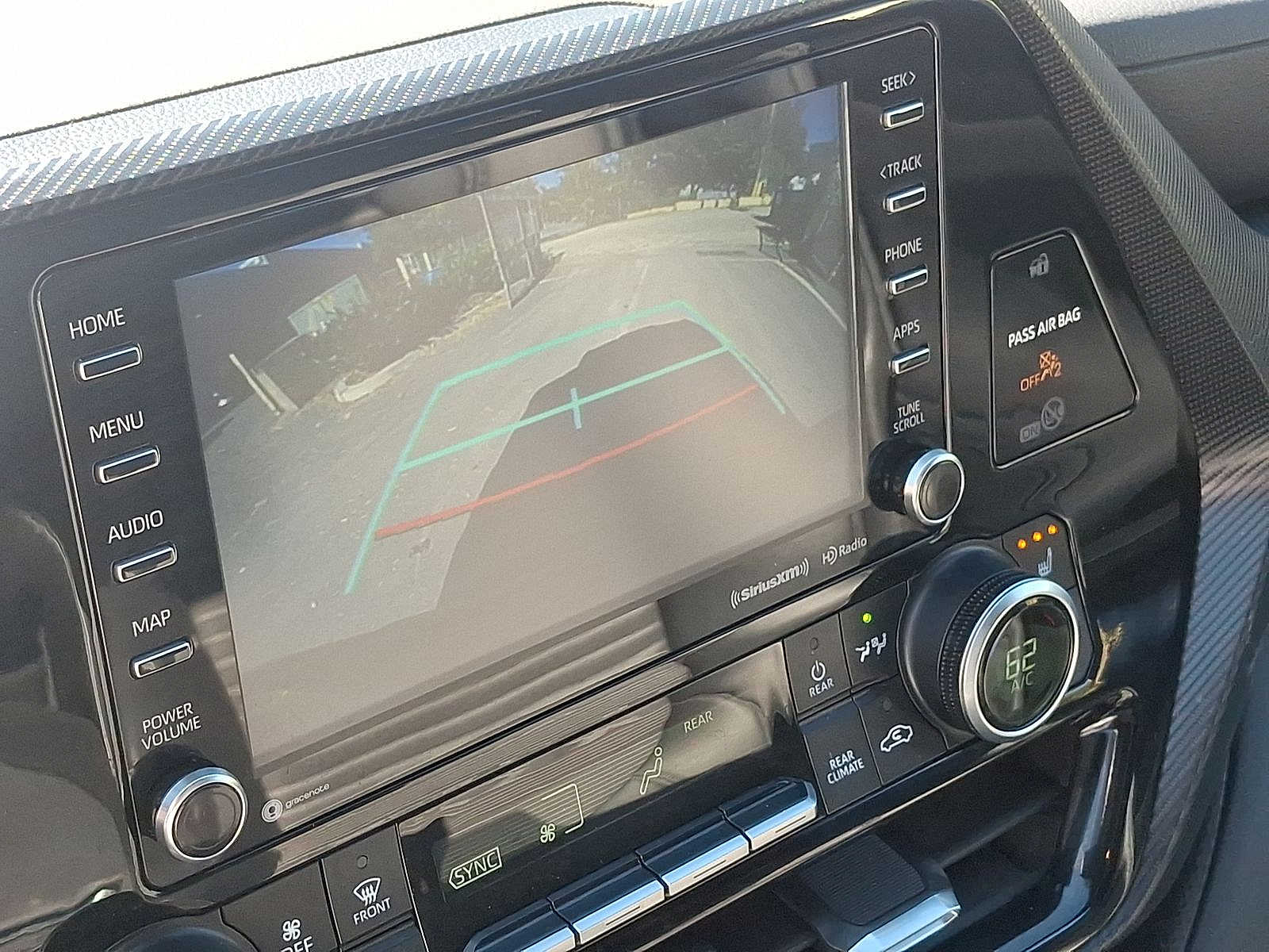 Thumbnail: 2021 Toyota Highlander - 14