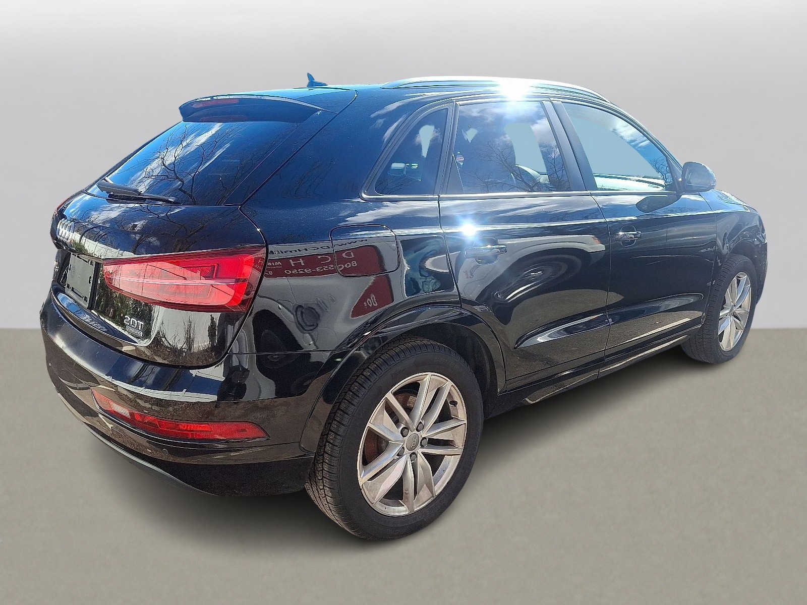 Thumbnail: 2017 Audi Q3 - 3