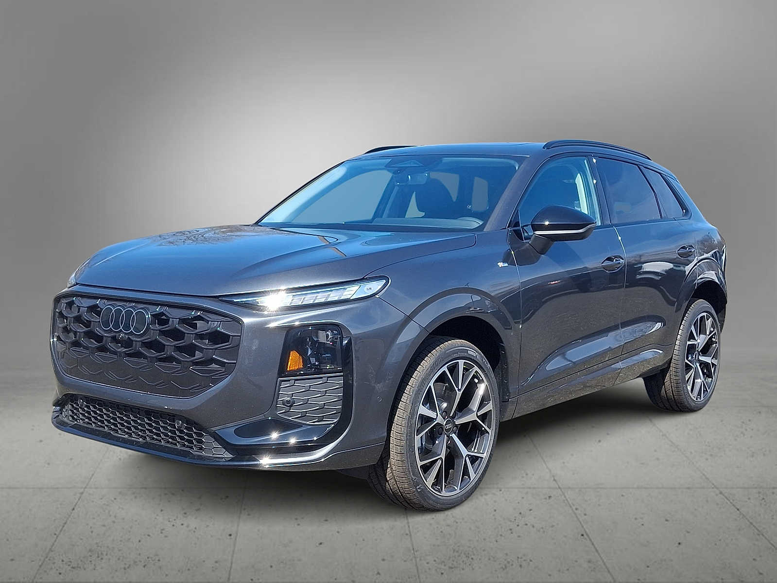 Thumbnail: 2026 Audi Q3 - 1