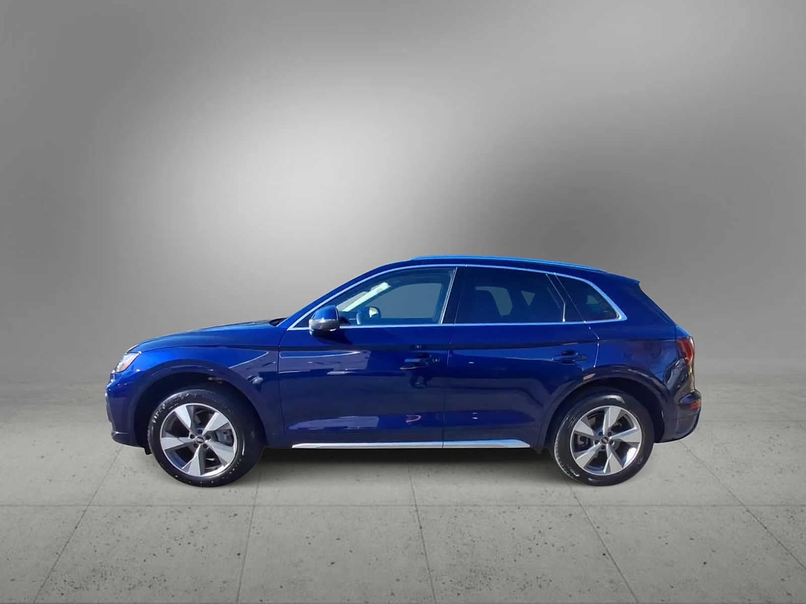 Thumbnail: 2023 Audi Q5 - 5