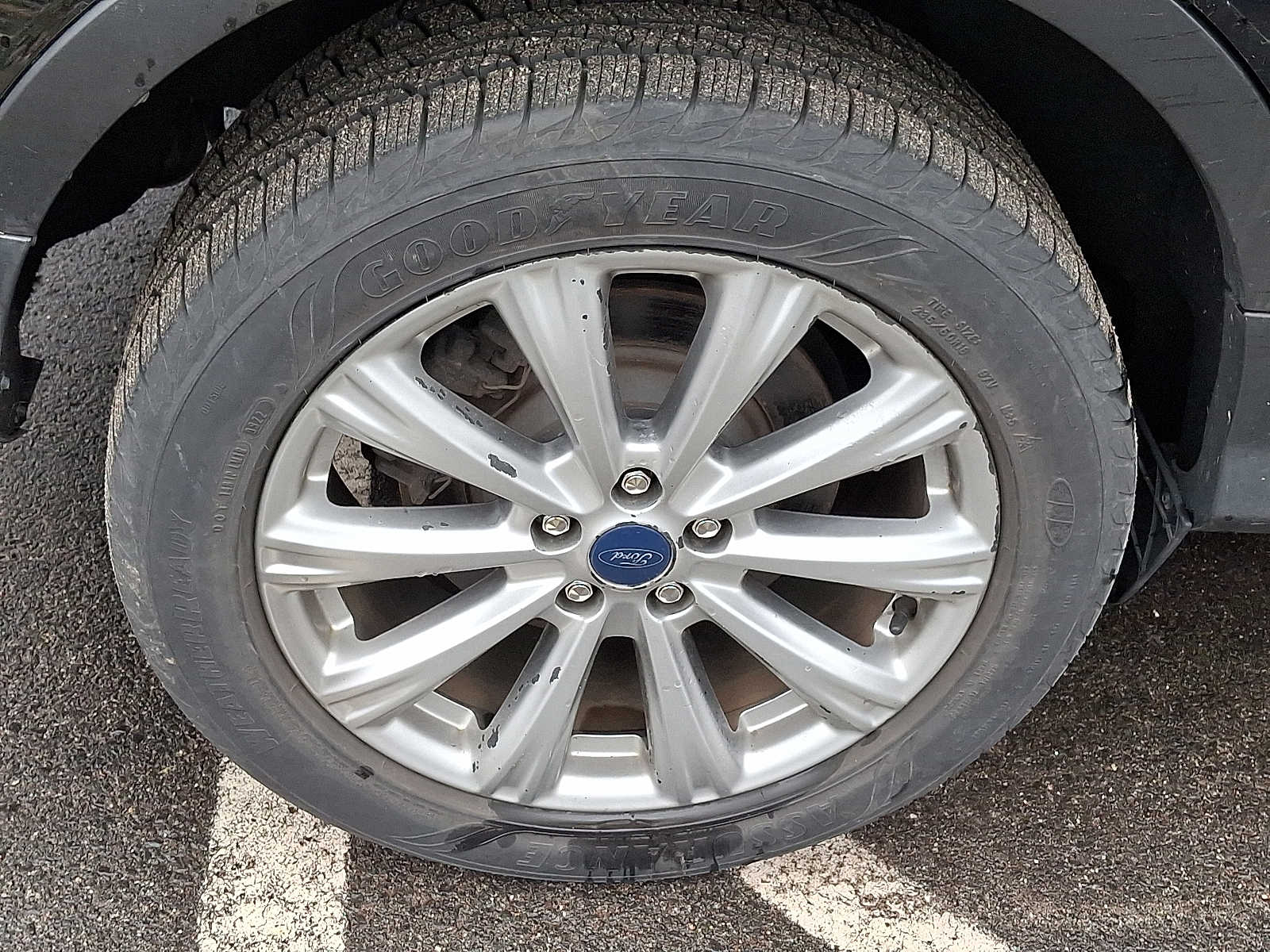 Thumbnail: 2017 Ford Escape - 3