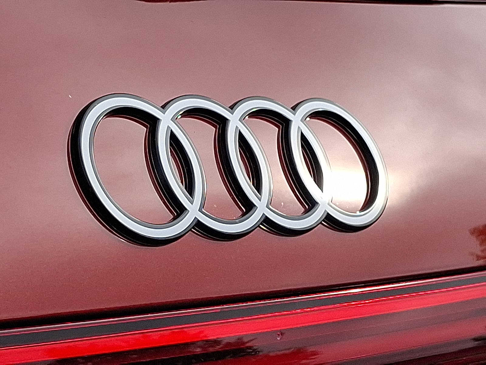 Thumbnail: 2025 Audi Q5 - 18