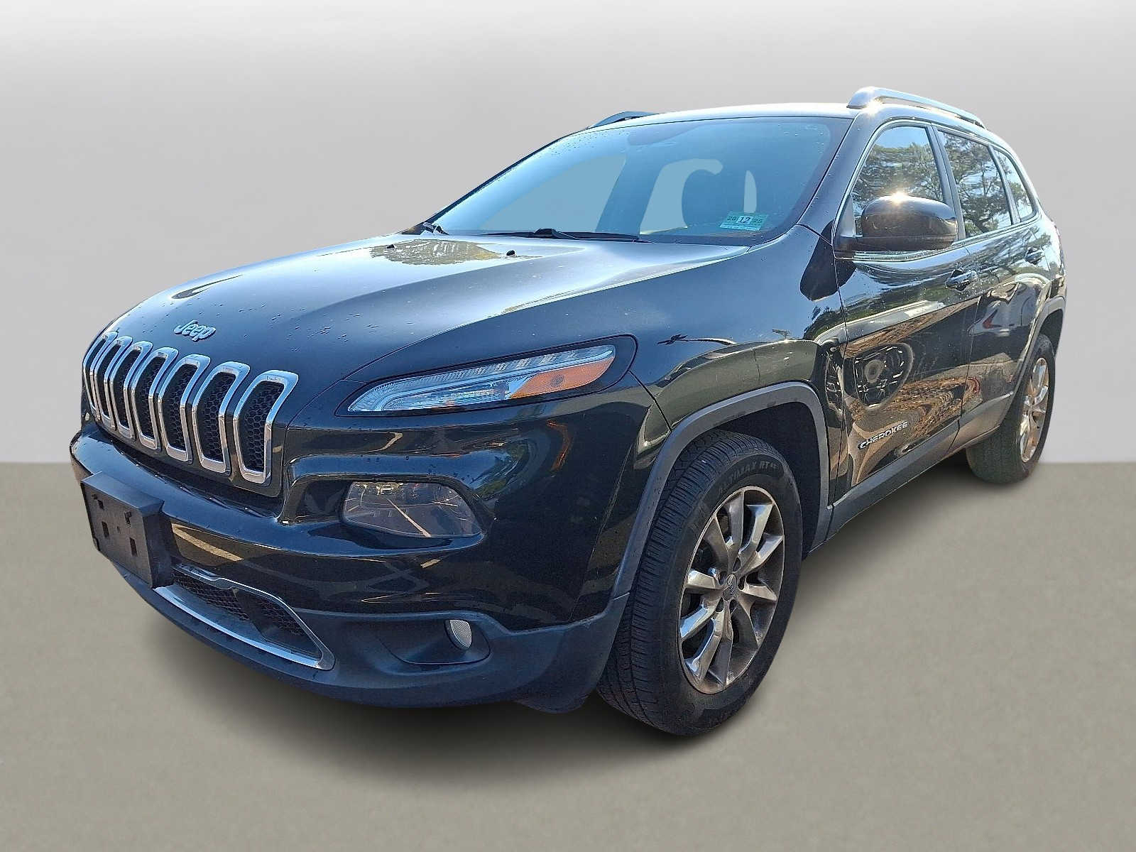 Thumbnail: 2015 Jeep Cherokee - 1