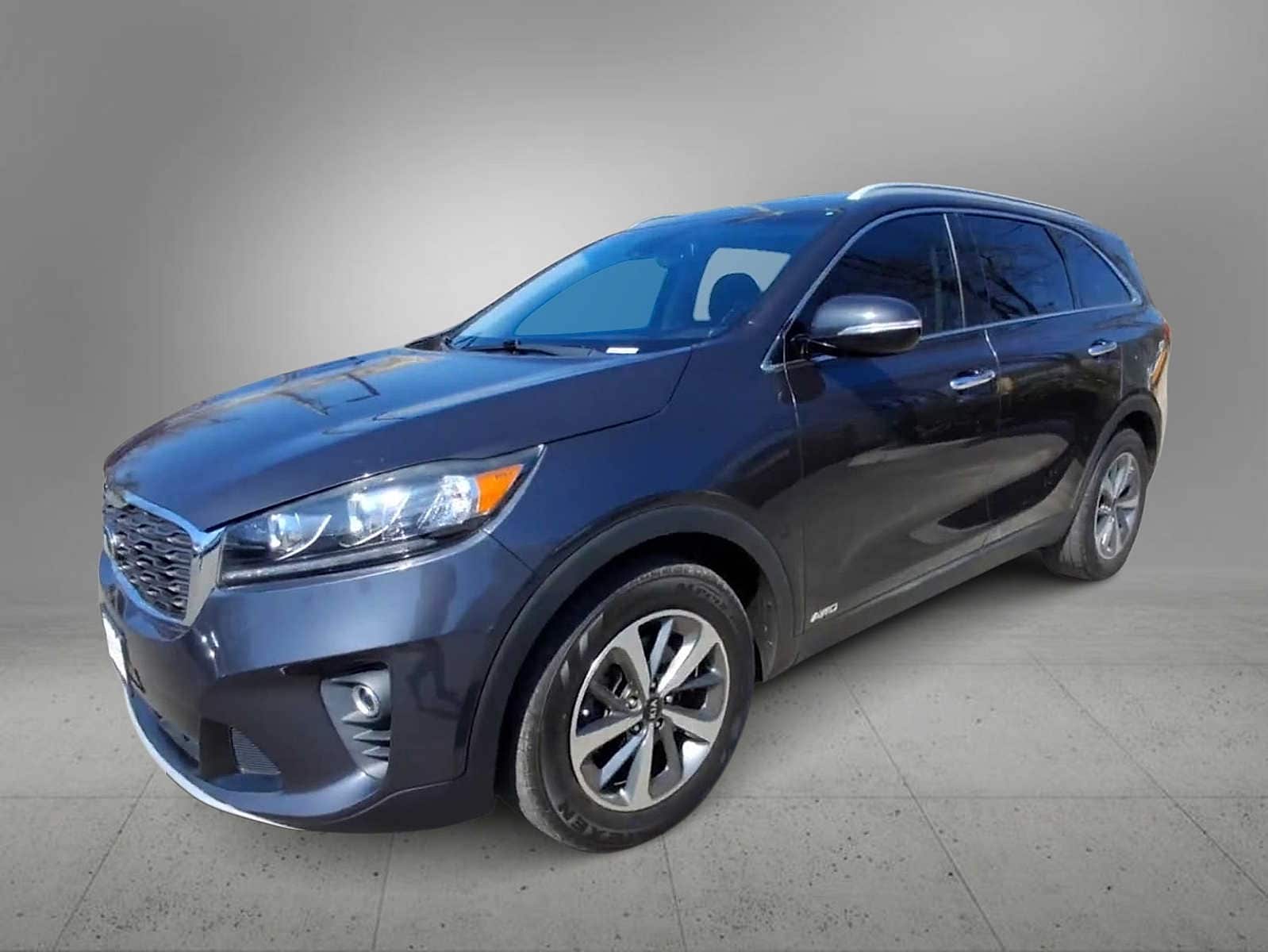 Thumbnail: 2019 Kia Sorento - 4