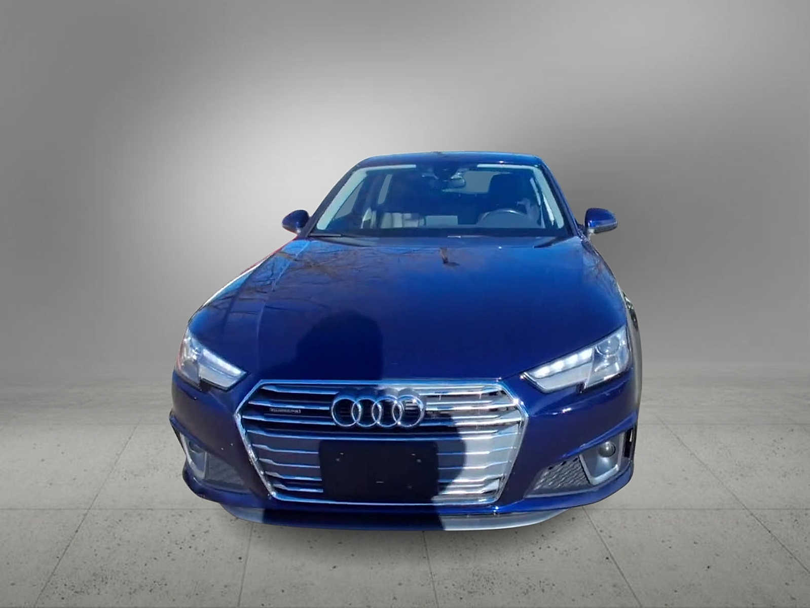 Thumbnail: 2019 Audi A4 - 2