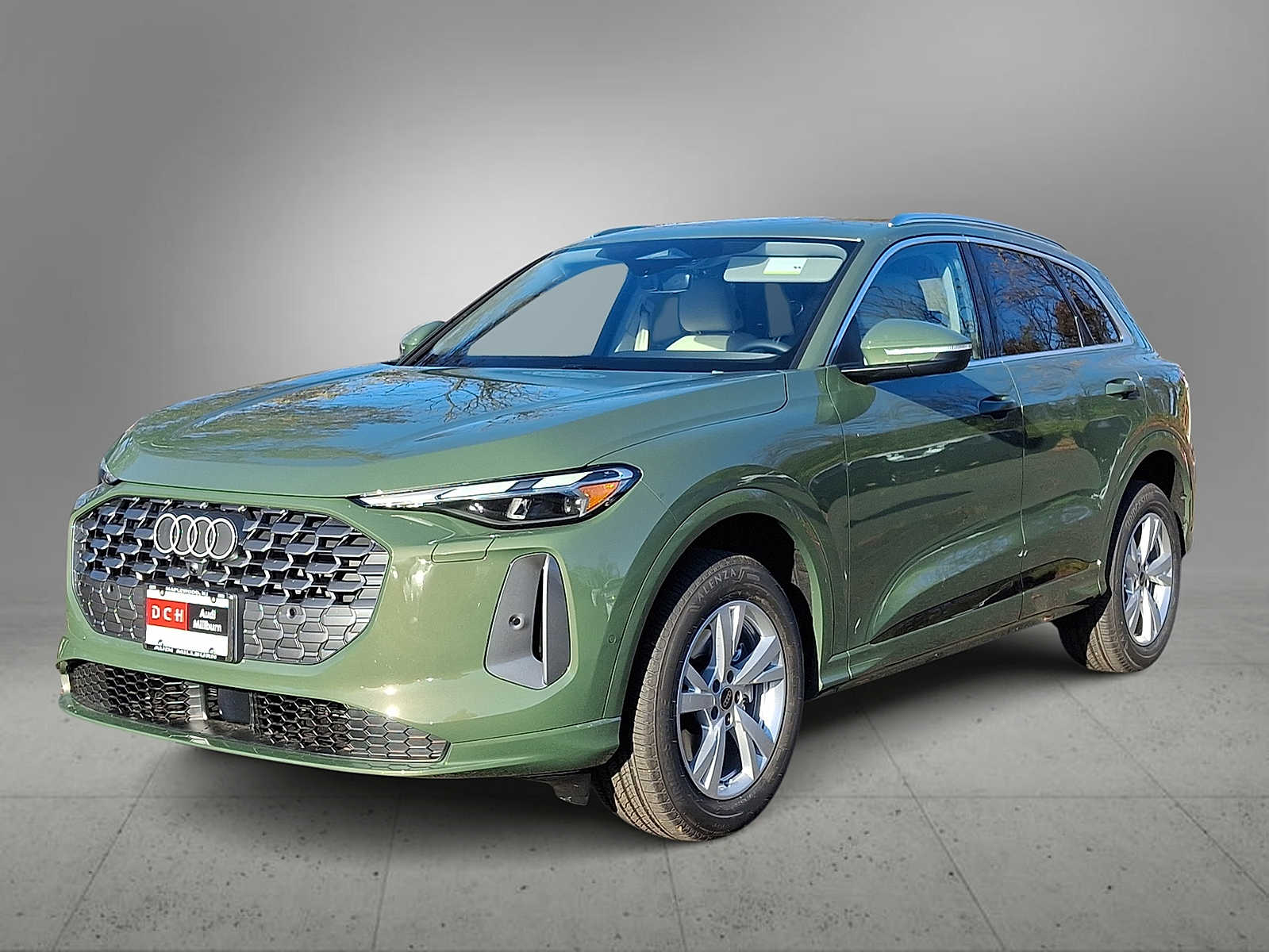 Thumbnail: 2025 Audi Q5 - 1