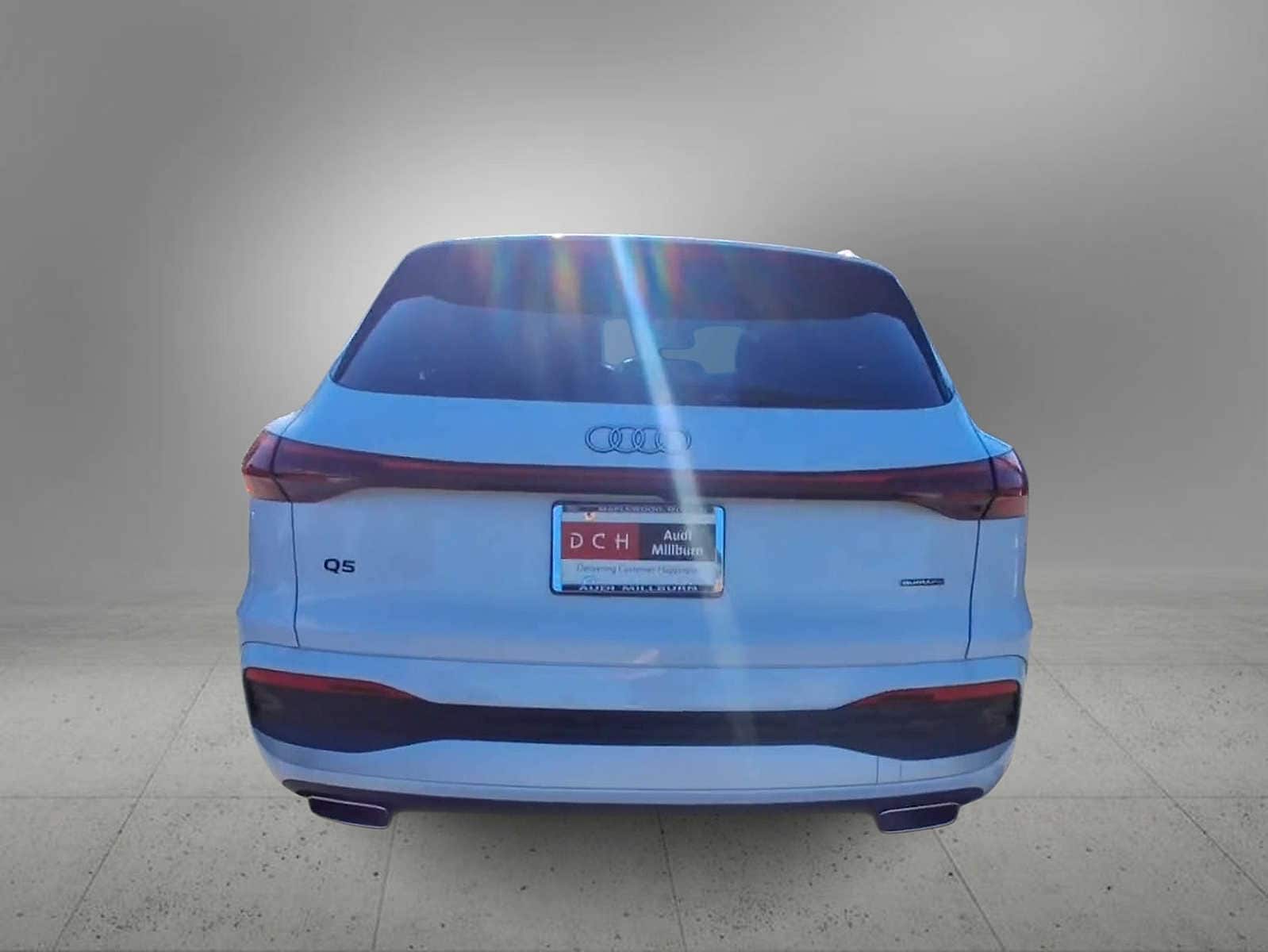 Thumbnail: 2025 Audi Q5 - 7