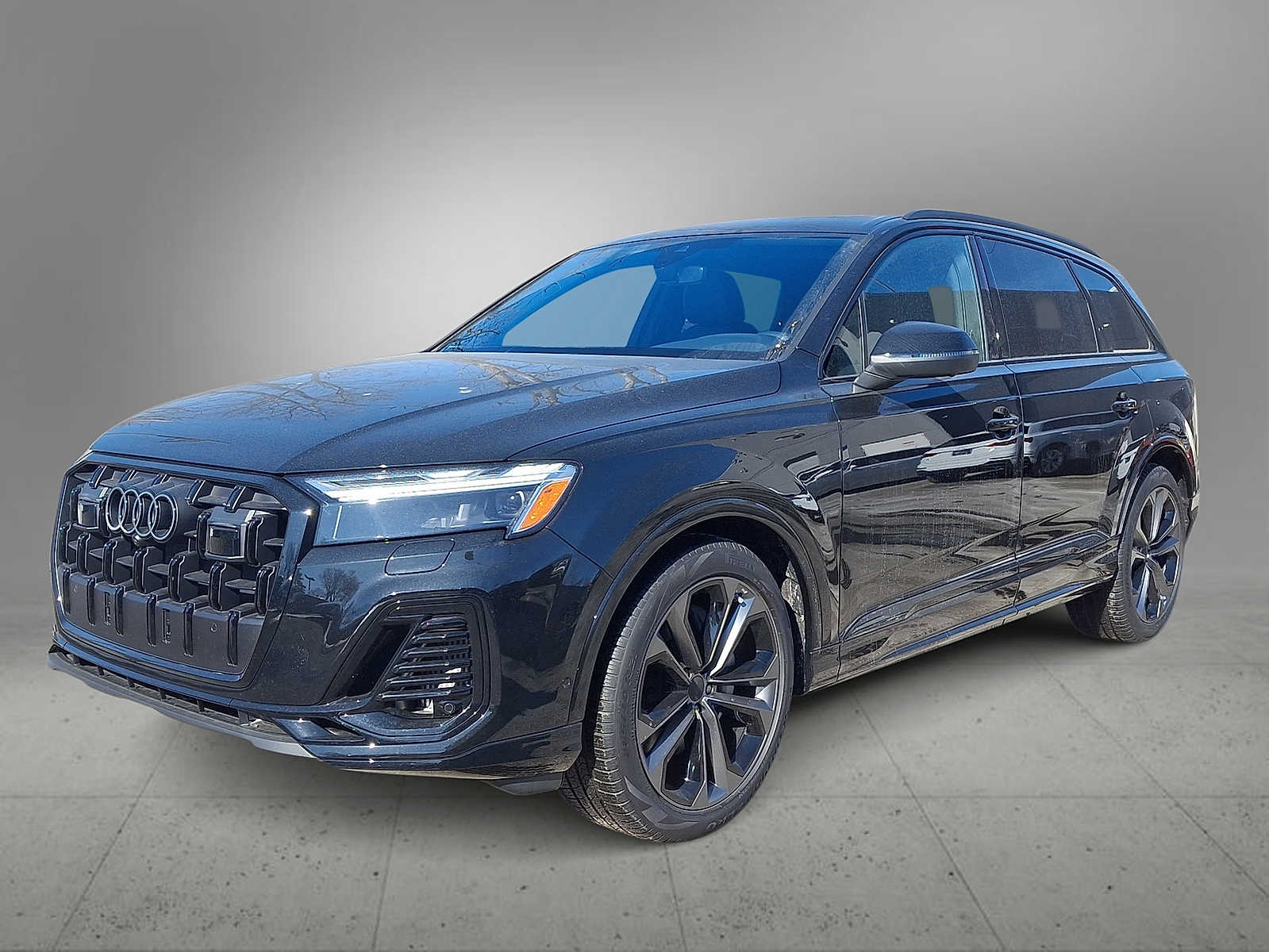 Thumbnail: 2026 Audi Q7 - 1