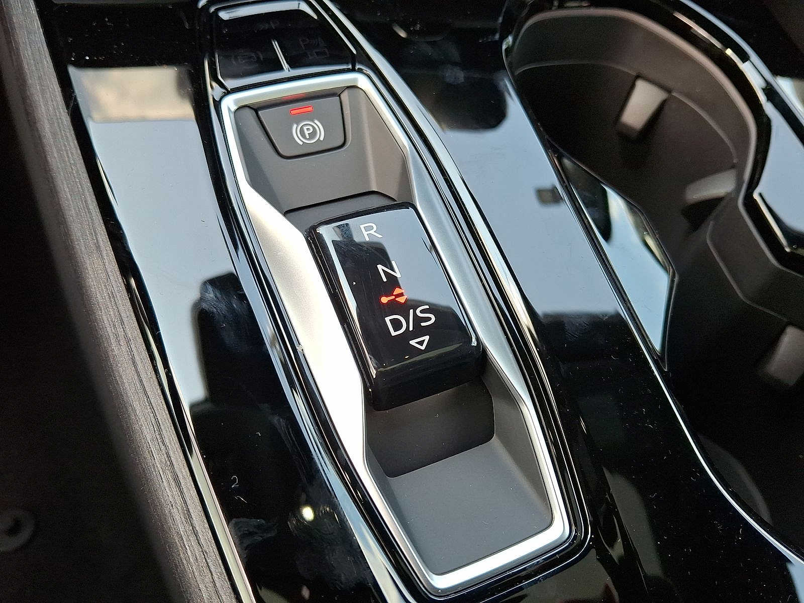 Thumbnail: 2025 Audi A5 - 13