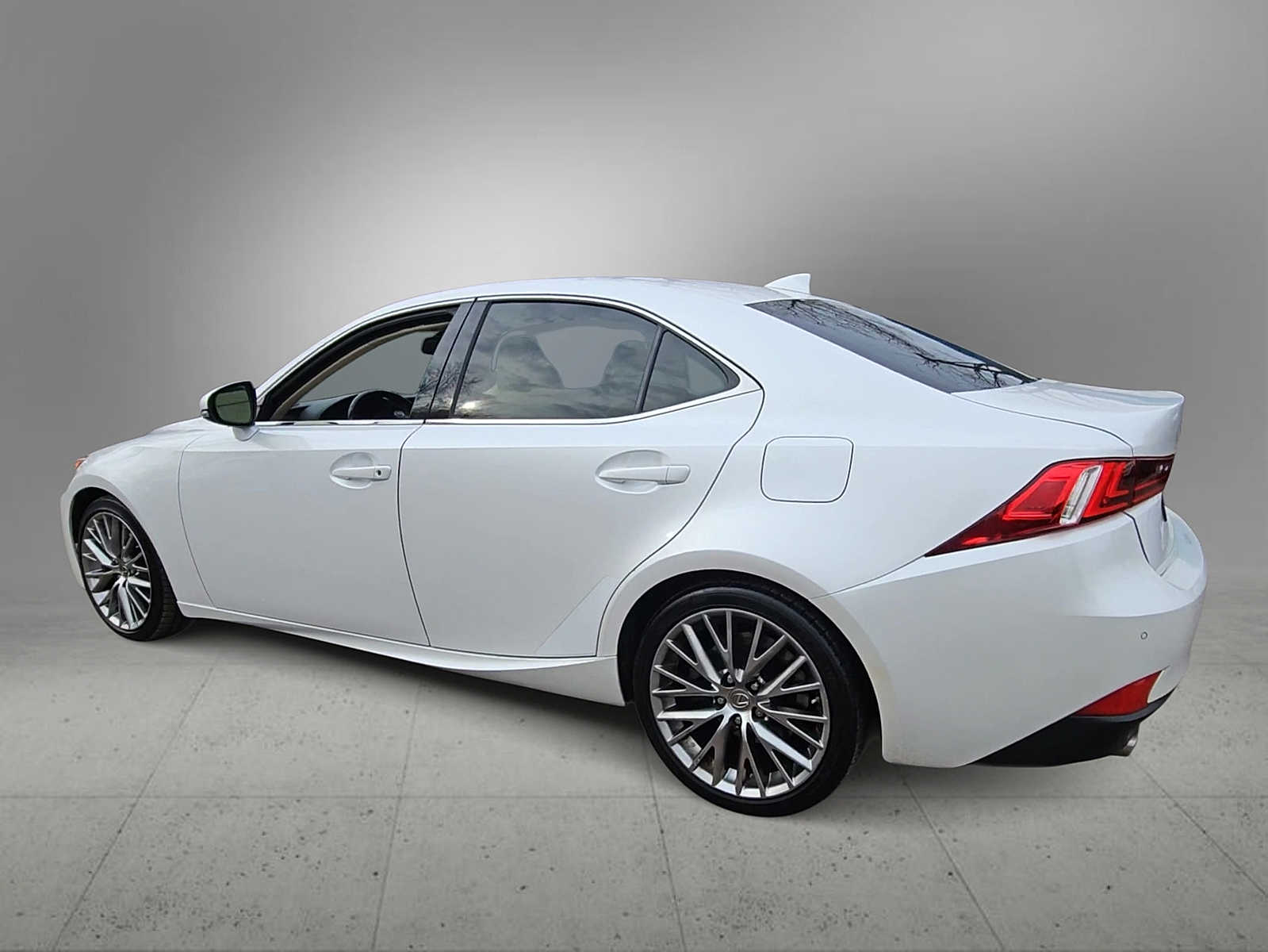 Thumbnail: 2016 Lexus IS - 6