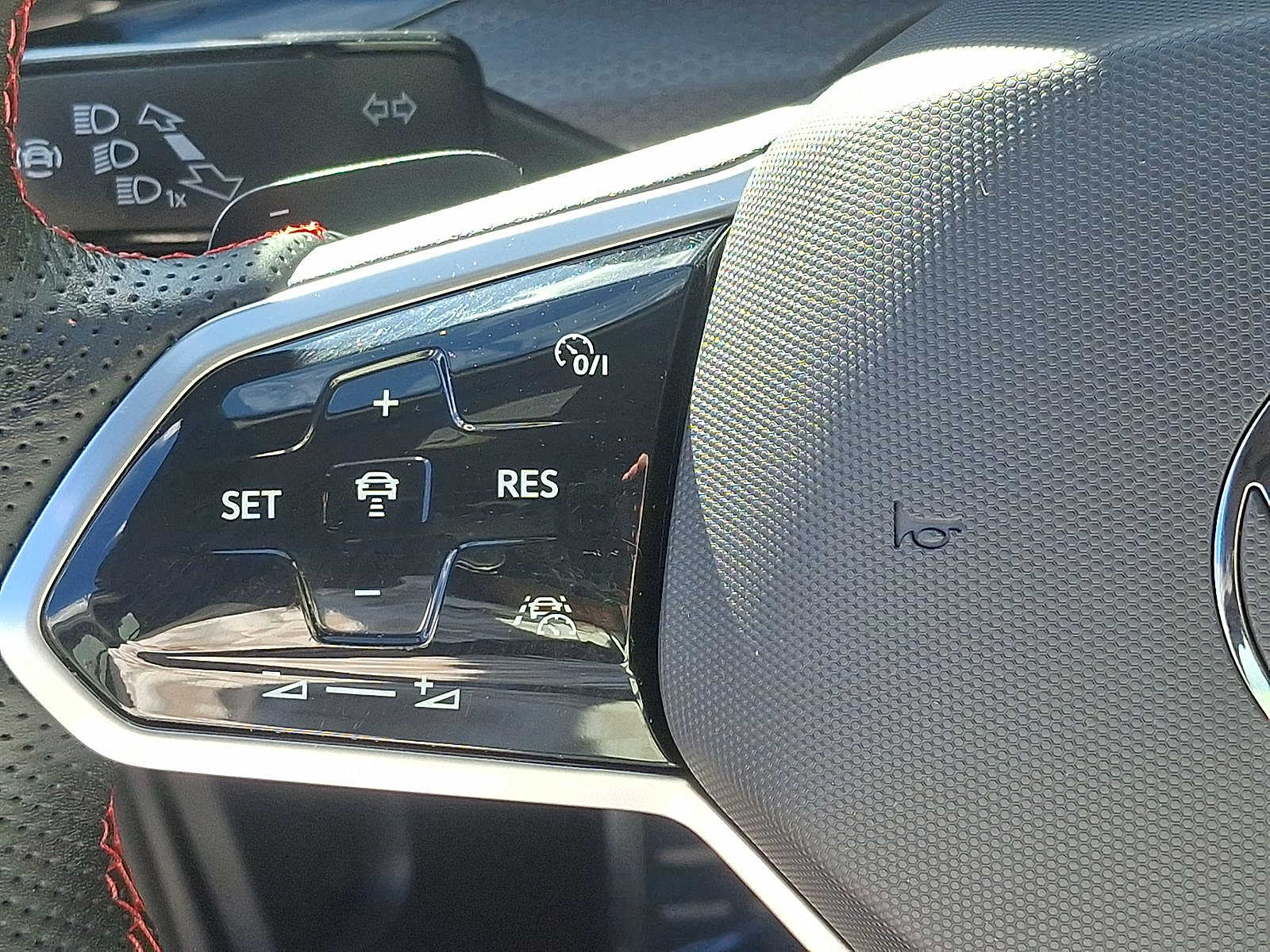 Thumbnail: 2024 Volkswagen Golf - 16