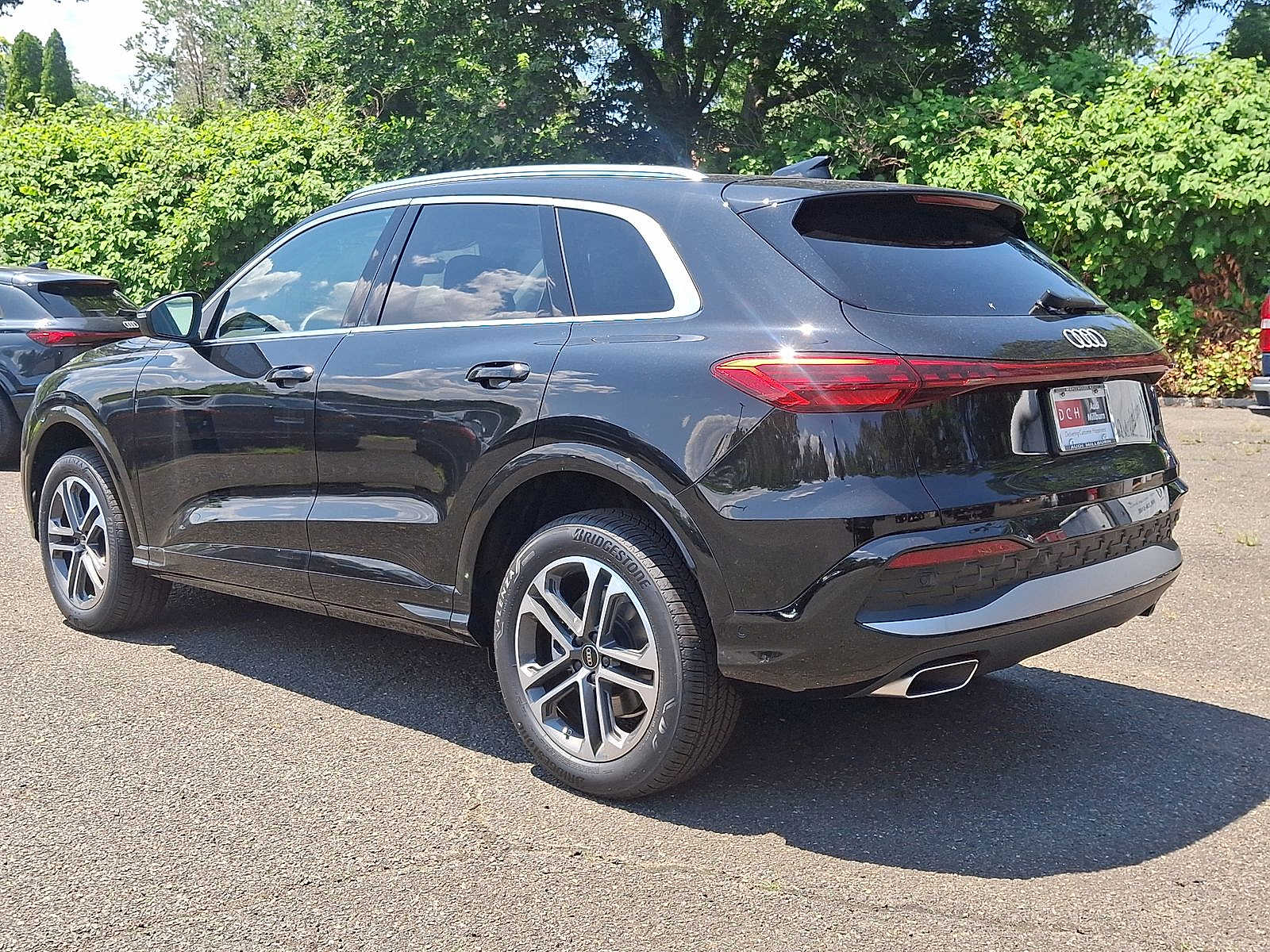 Thumbnail: 2025 Audi Q5 - 11