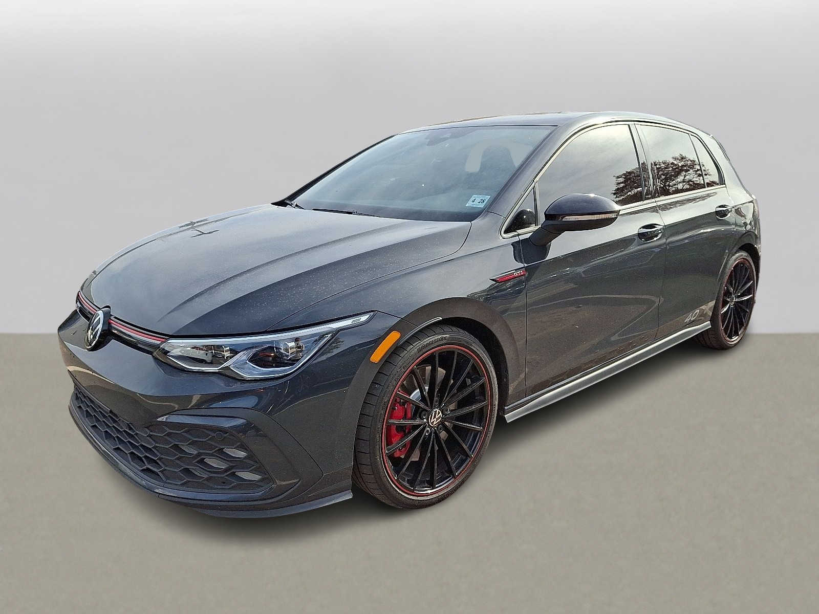 Thumbnail: 2023 Volkswagen Golf - 1