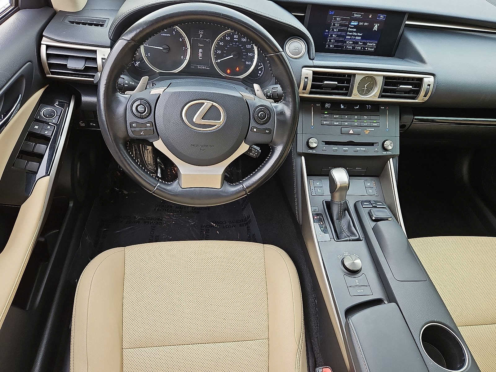 Thumbnail: 2016 Lexus IS - 21