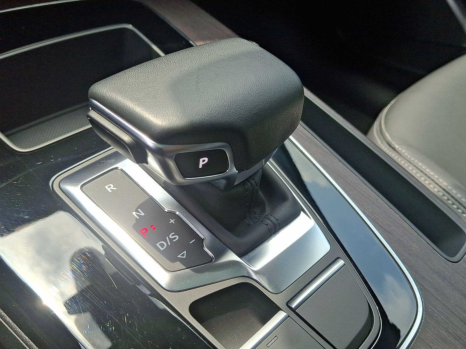 Thumbnail: 2022 Audi Q5 - 12
