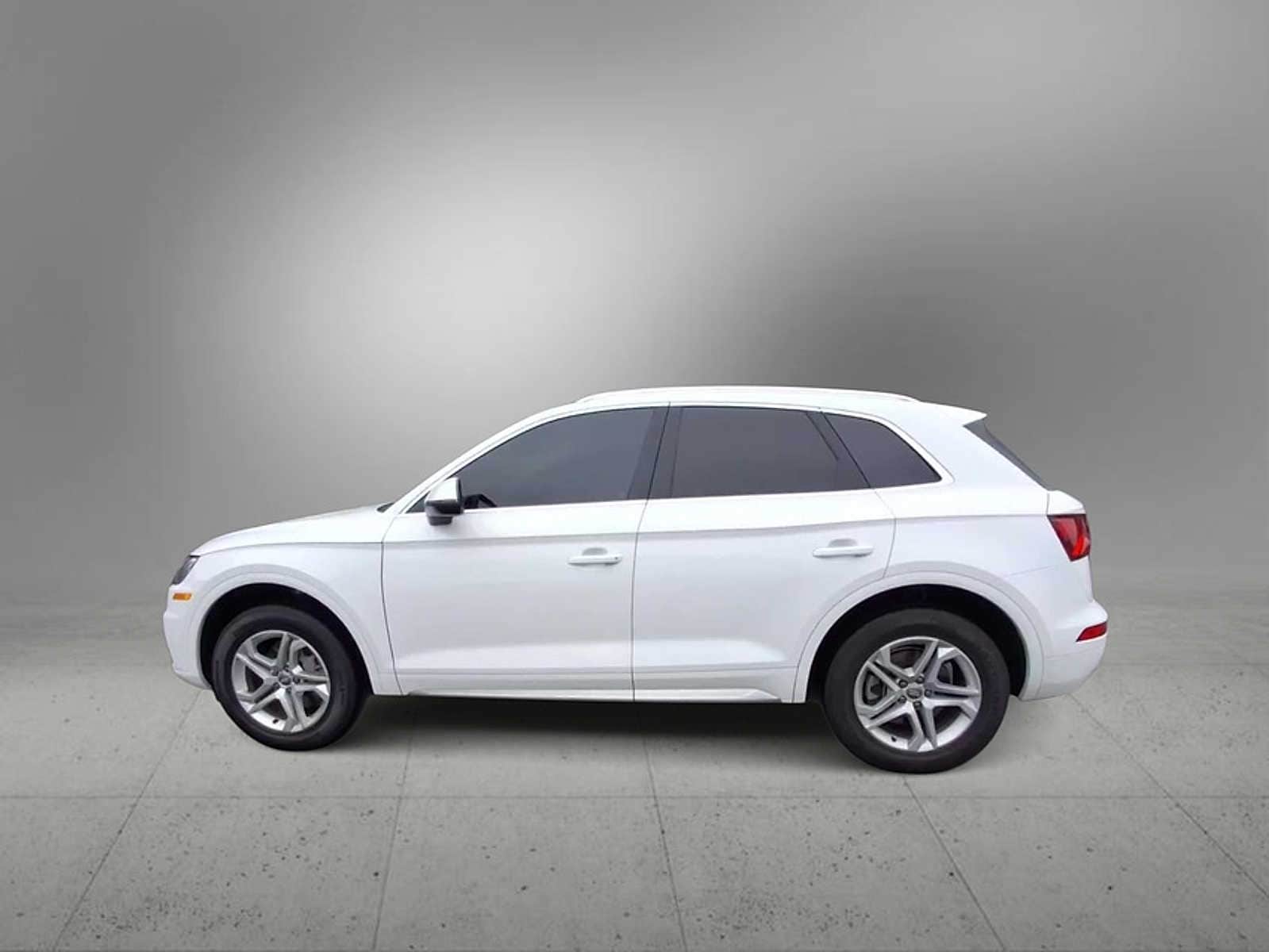 2018 Audi Q5 e Premium Plus 5