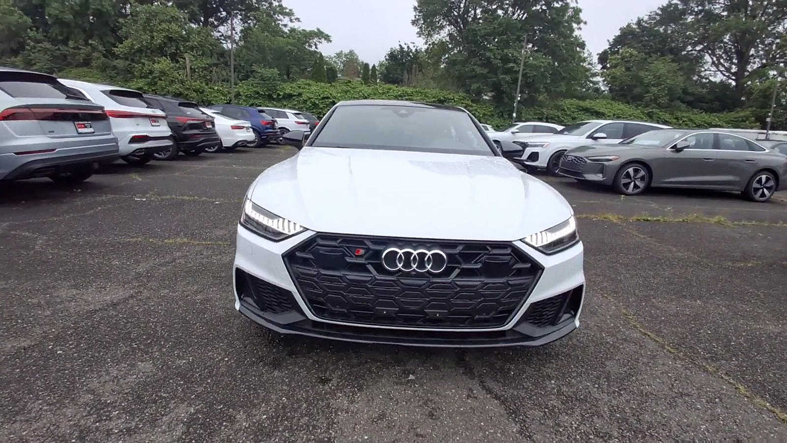 Thumbnail: 2025 Audi S7 - 3