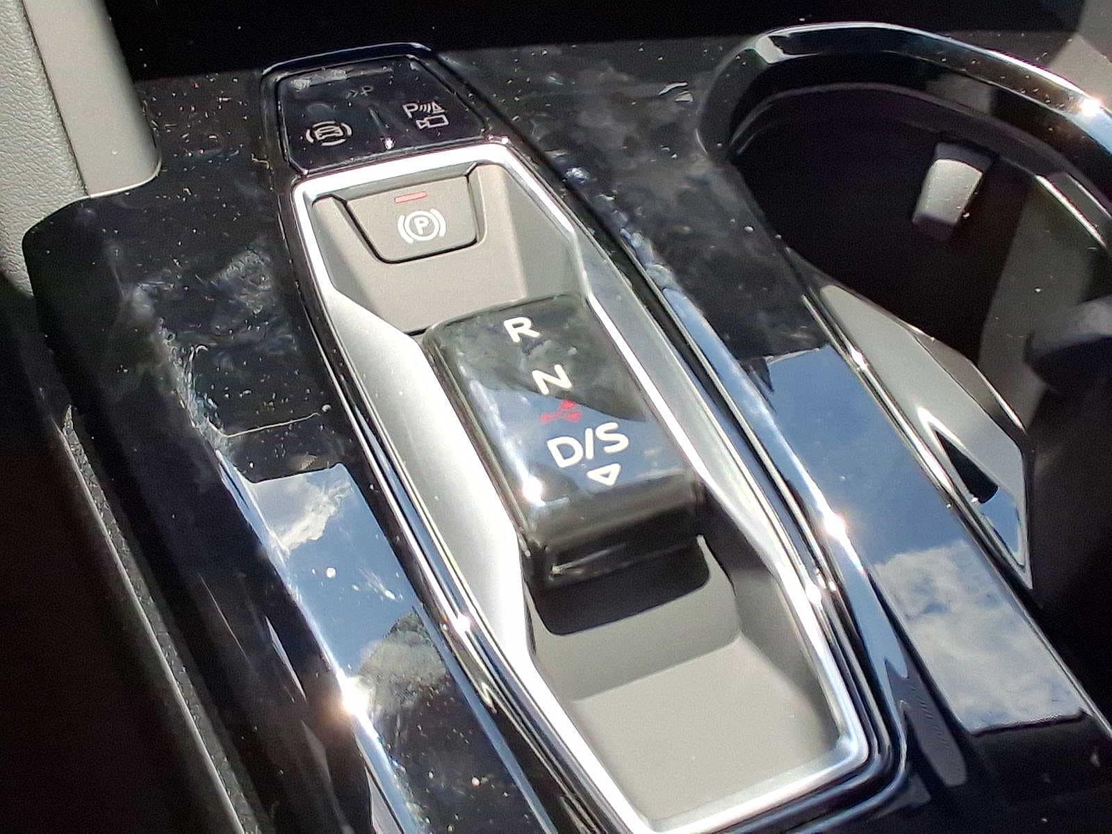 Thumbnail: 2025 Audi Q5 - 15