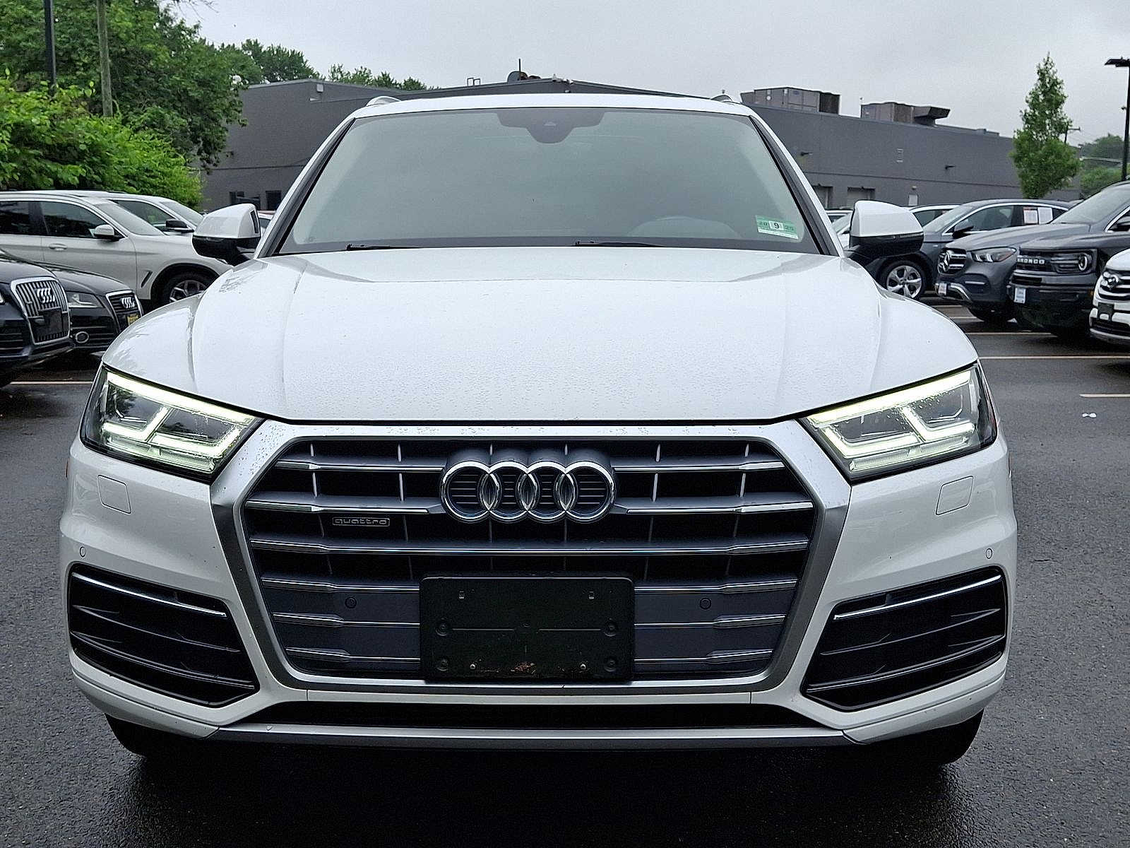 2018 Audi Q5 e Premium Plus 29