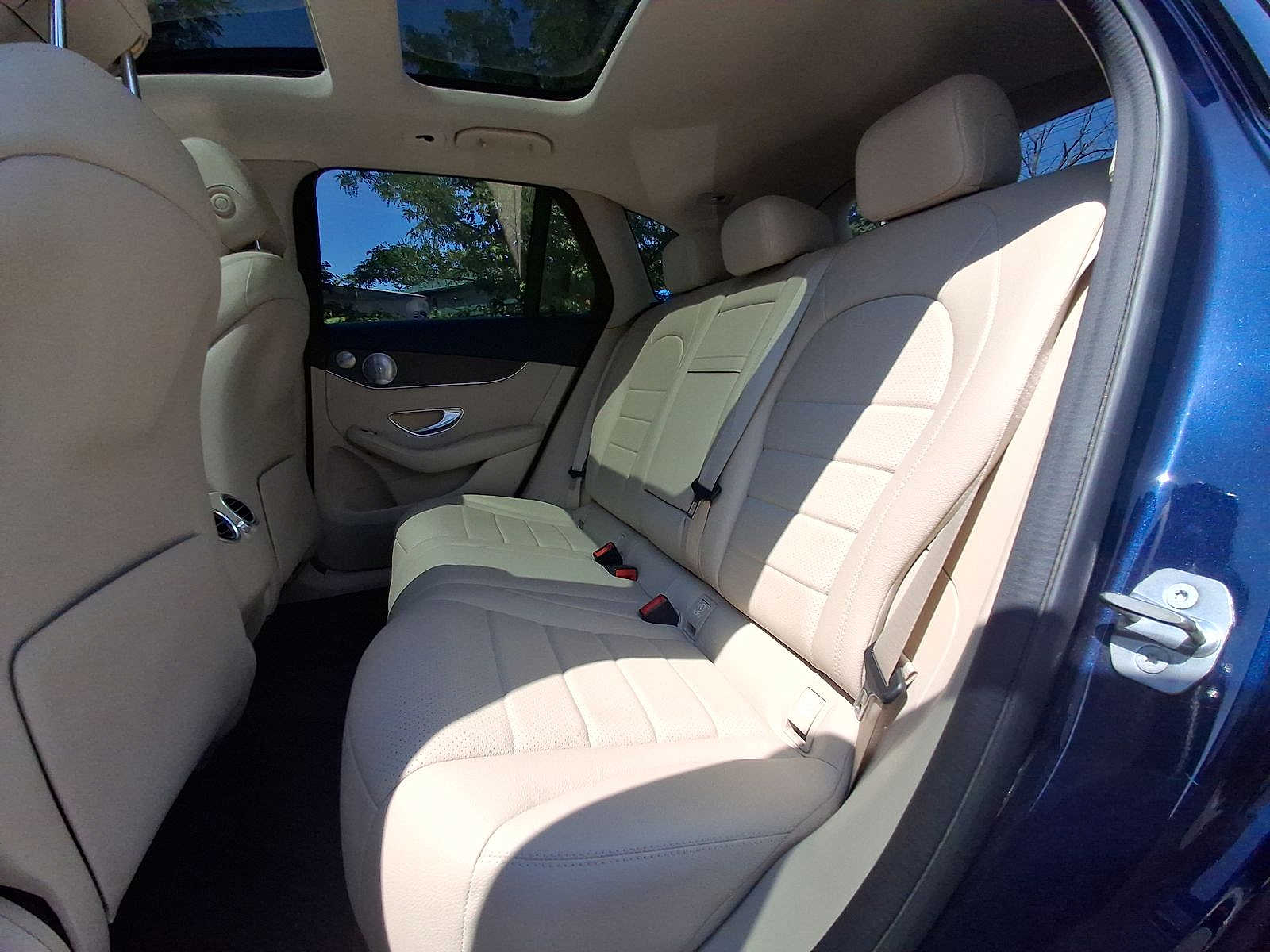 Thumbnail: 2019 Mercedes-Benz GLC - 20