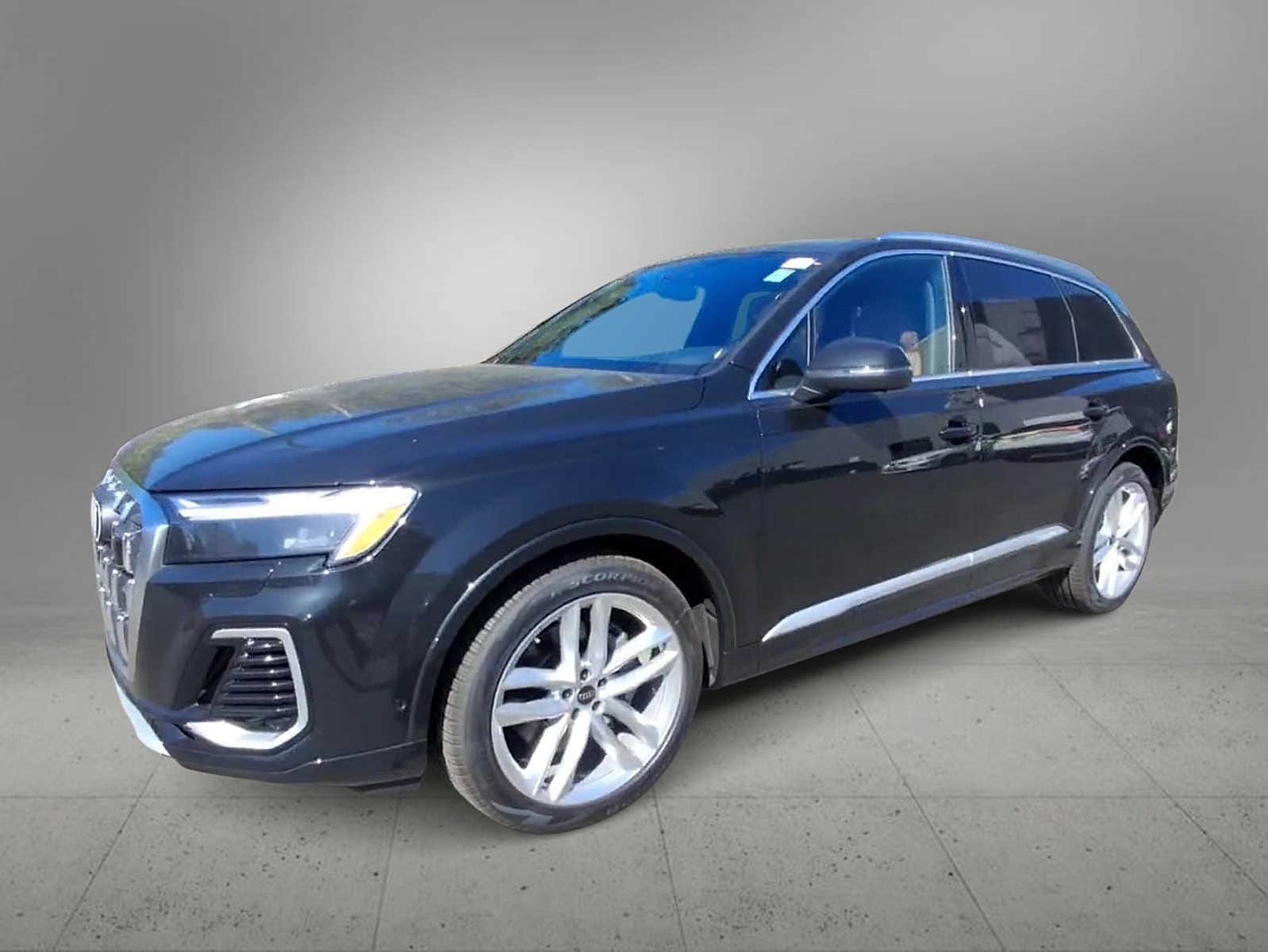 Thumbnail: 2025 Audi Q7 - 4