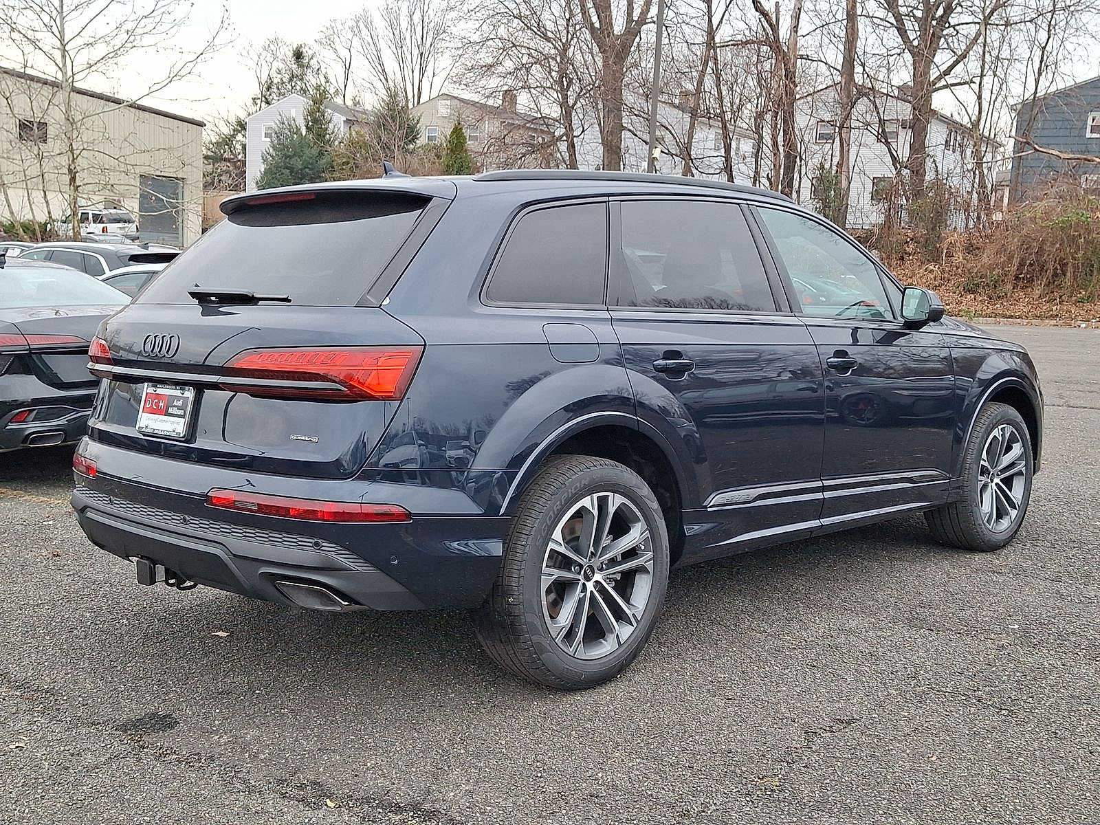 Thumbnail: 2026 Audi Q7 - 11