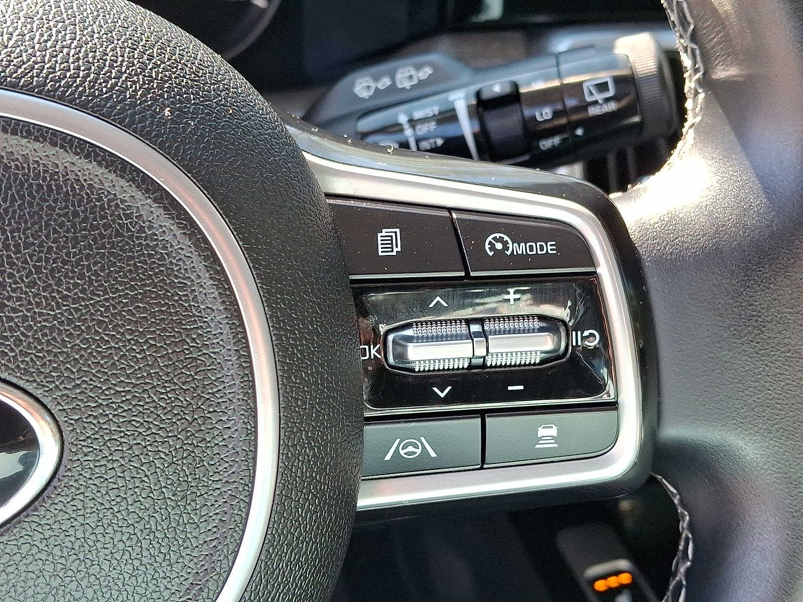 Thumbnail: 2021 Kia Sorento - 18