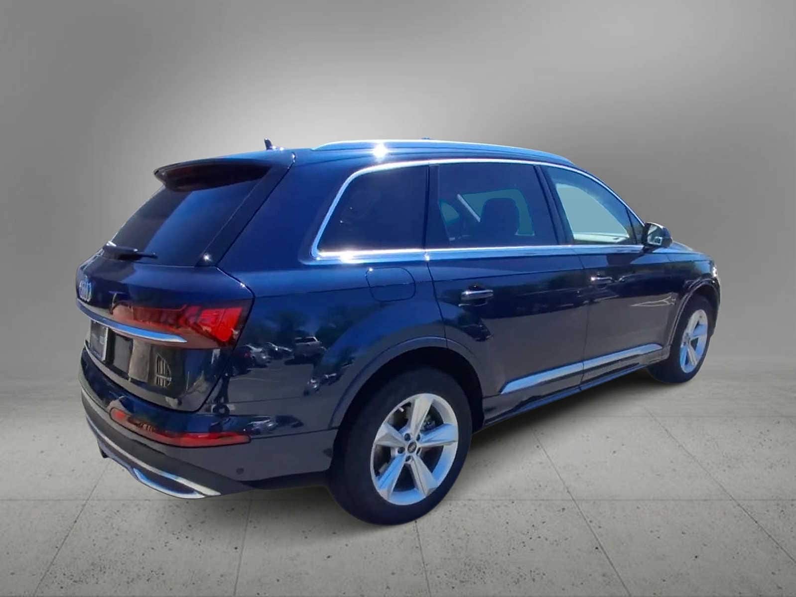 Thumbnail: 2023 Audi Q7 - 8