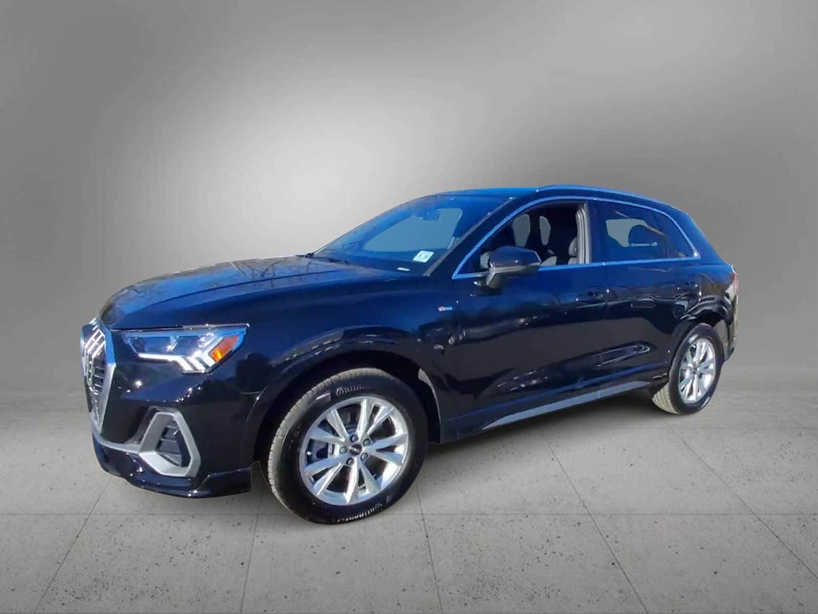 Thumbnail: 2025 Audi Q3 - 4