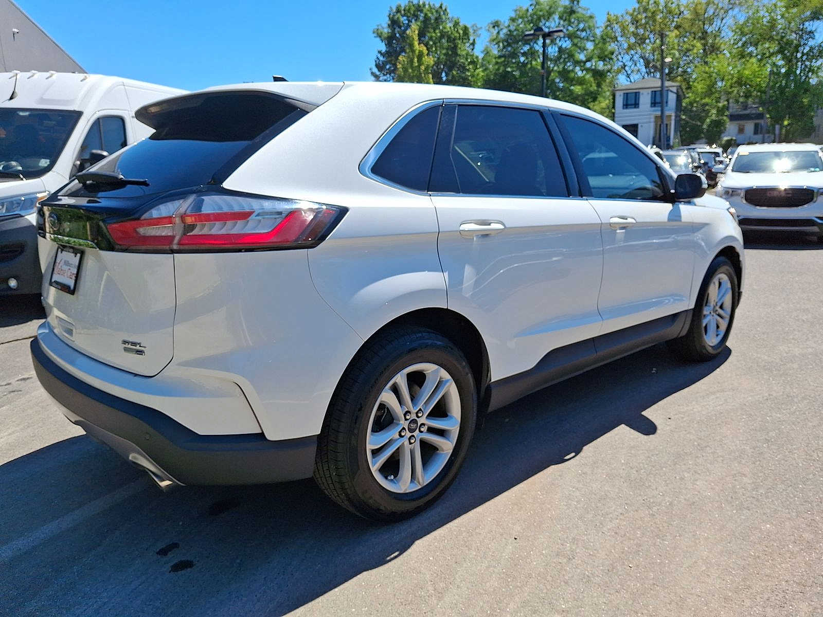 Thumbnail: 2020 Ford Edge - 24