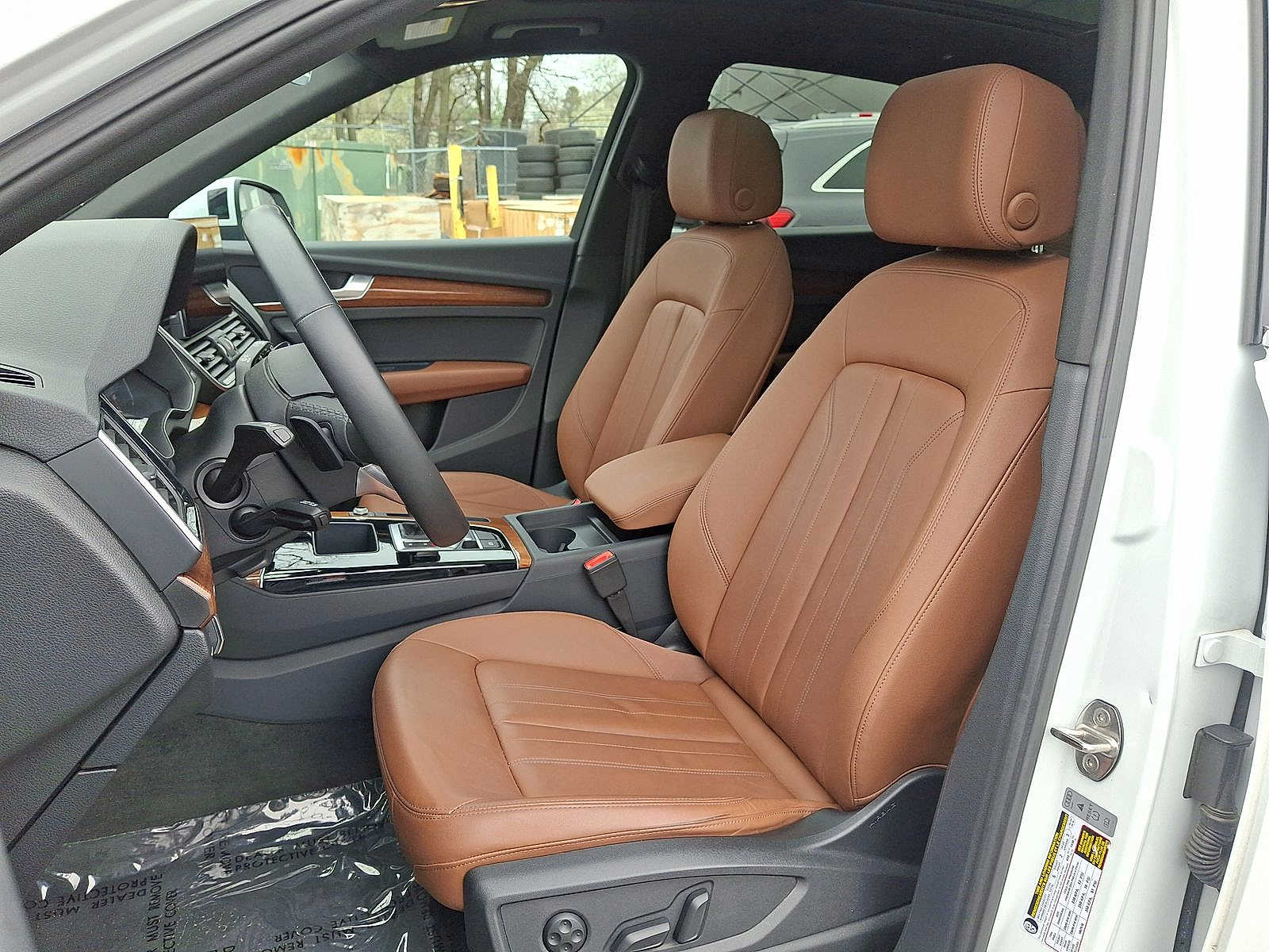 Thumbnail: 2023 Audi Q5 - 10