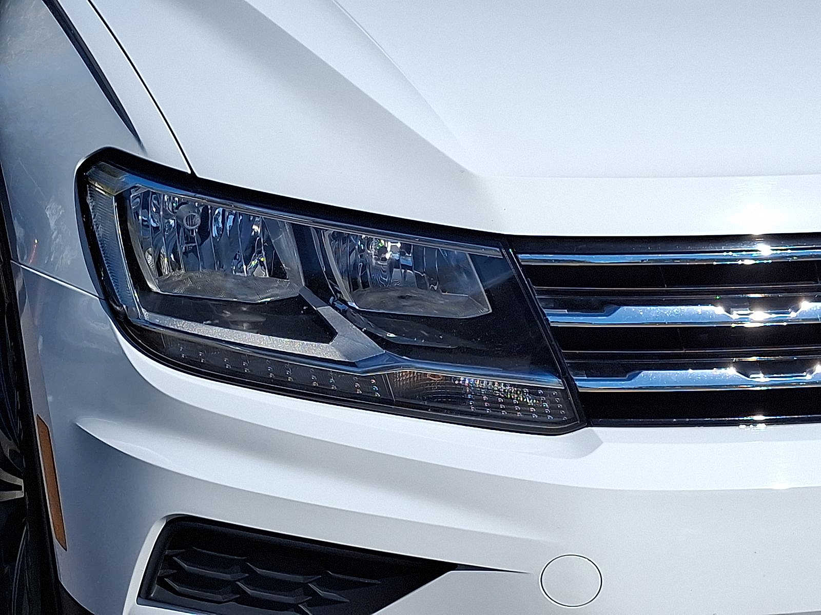 Thumbnail: 2018 Volkswagen Tiguan - 28
