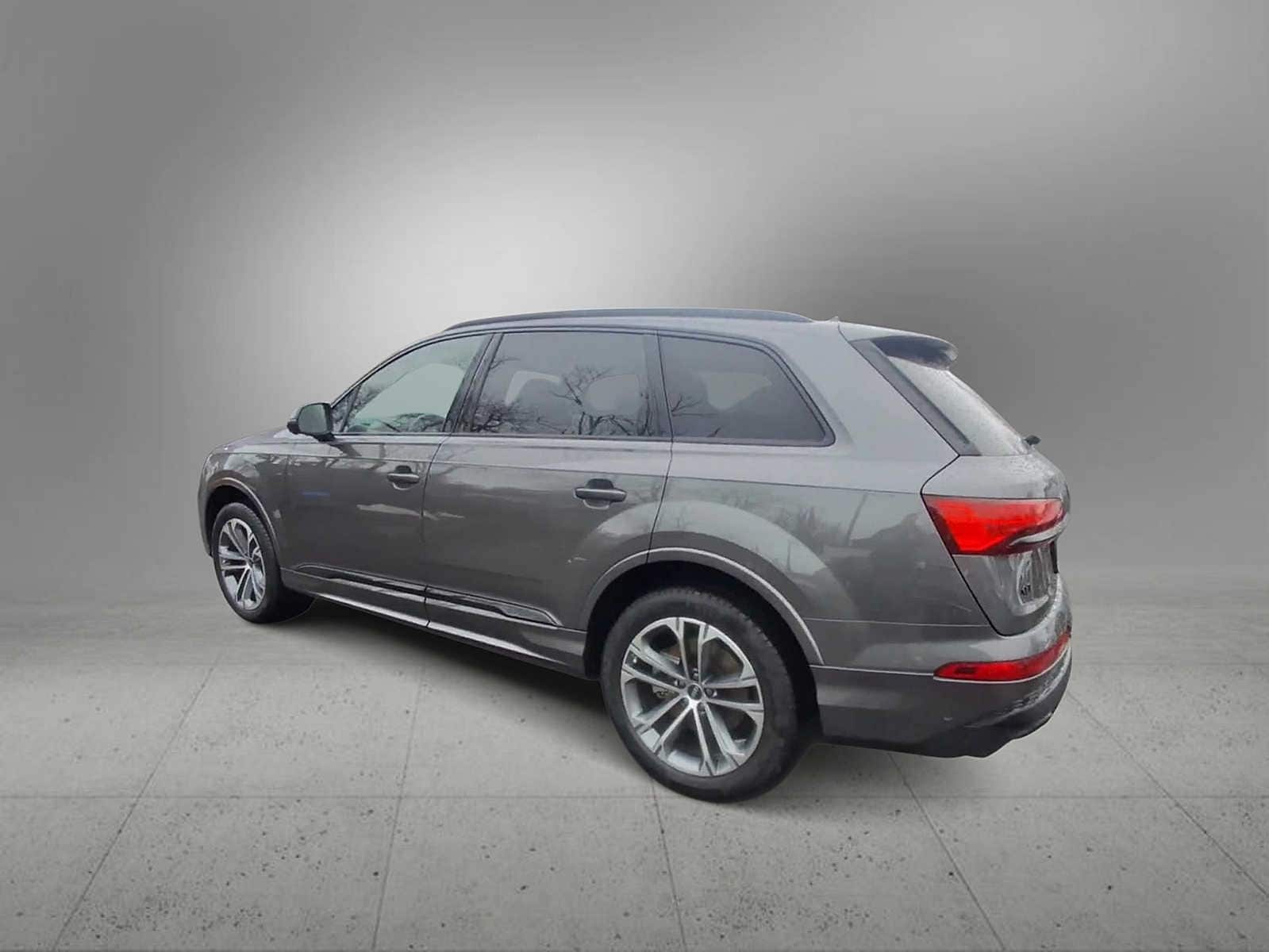 Thumbnail: 2025 Audi Q7 - 6
