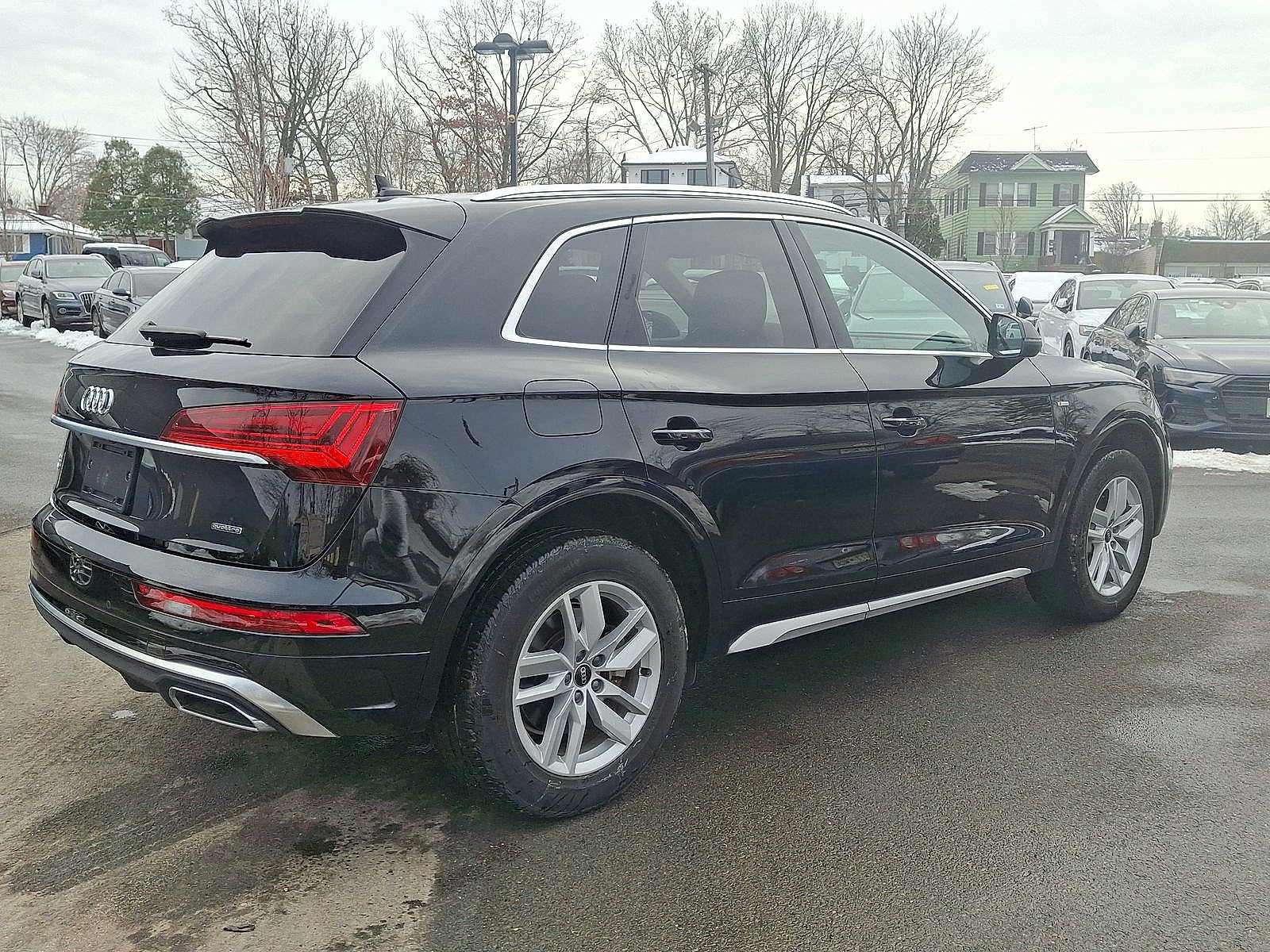 Thumbnail: 2023 Audi Q5 - 24