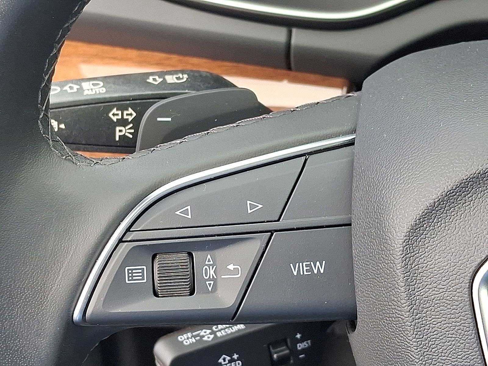 Thumbnail: 2023 Audi Q5 - 17