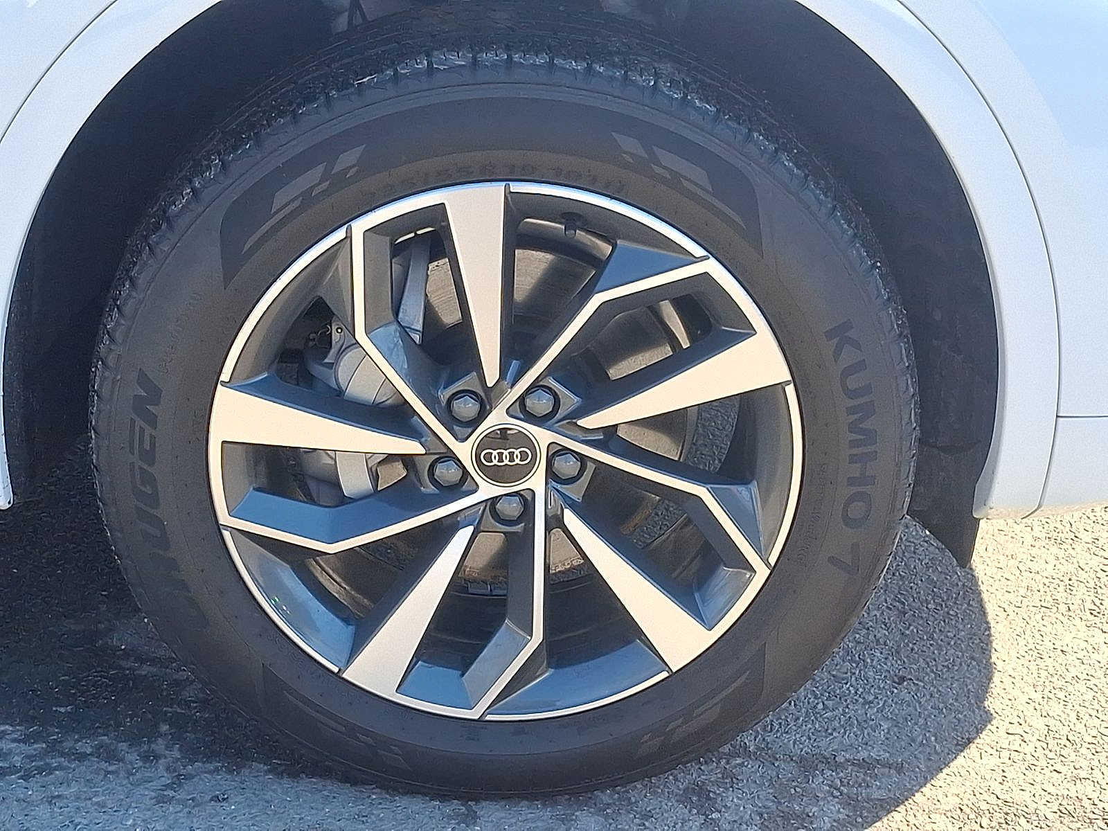 Thumbnail: 2023 Audi Q5 - 27