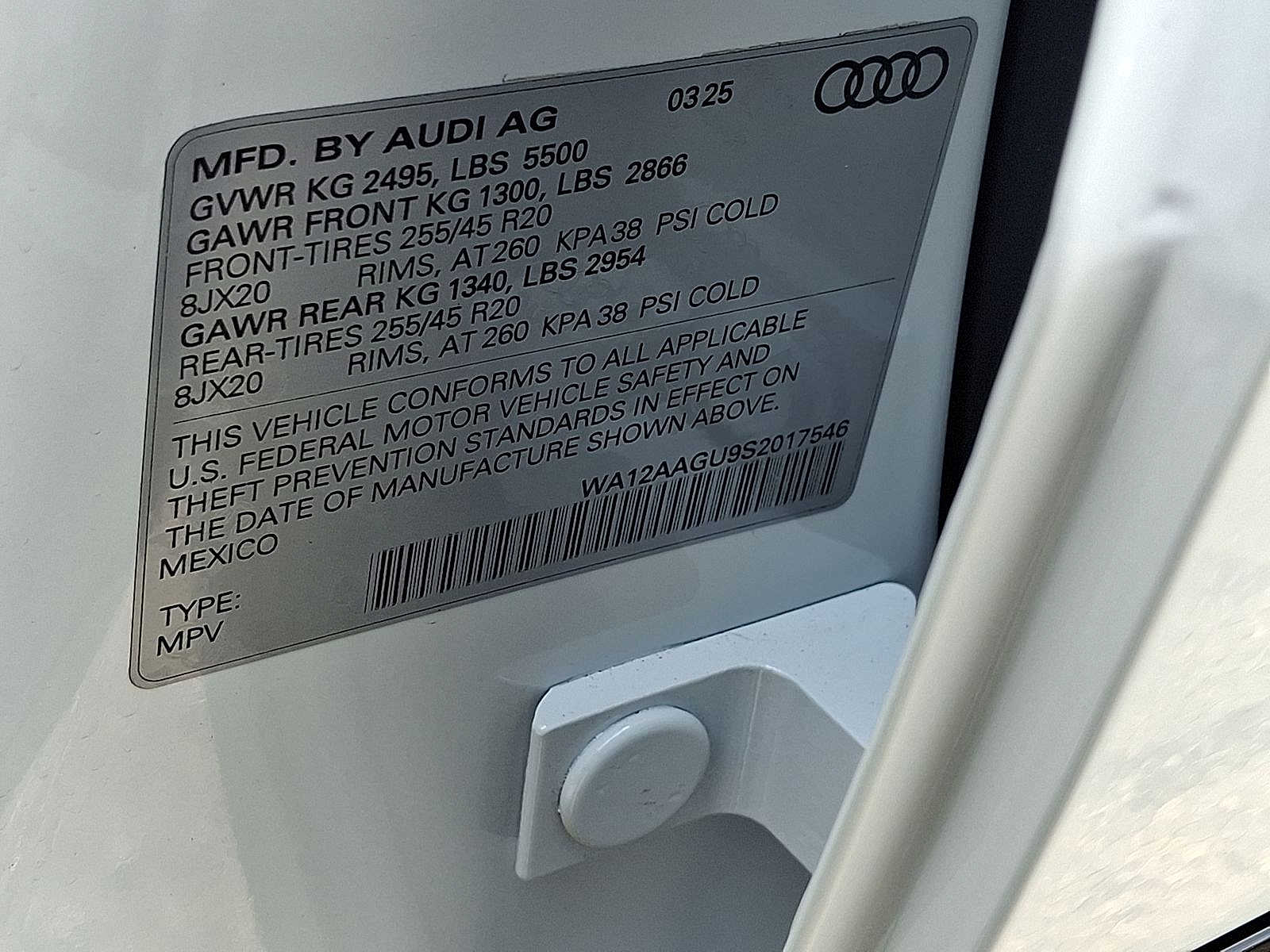 Thumbnail: 2025 Audi Q5 - 17