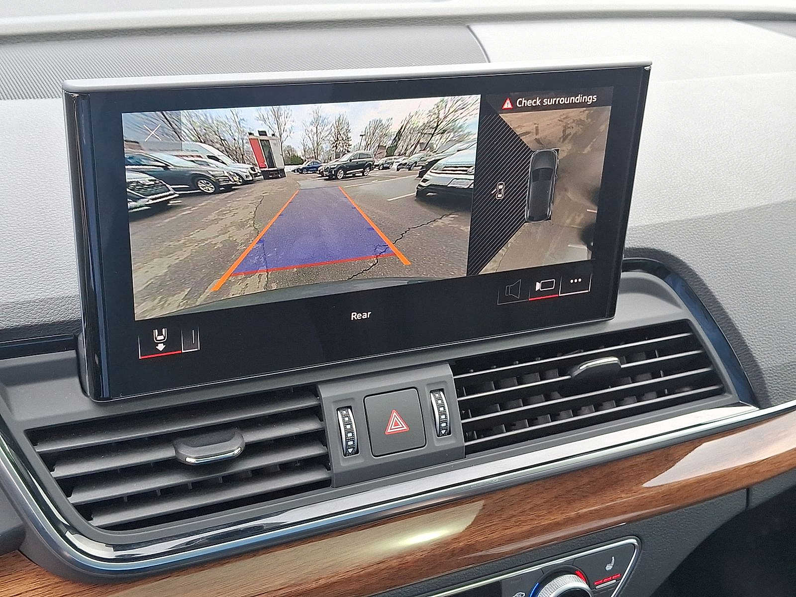 Thumbnail: 2023 Audi Q5 - 15